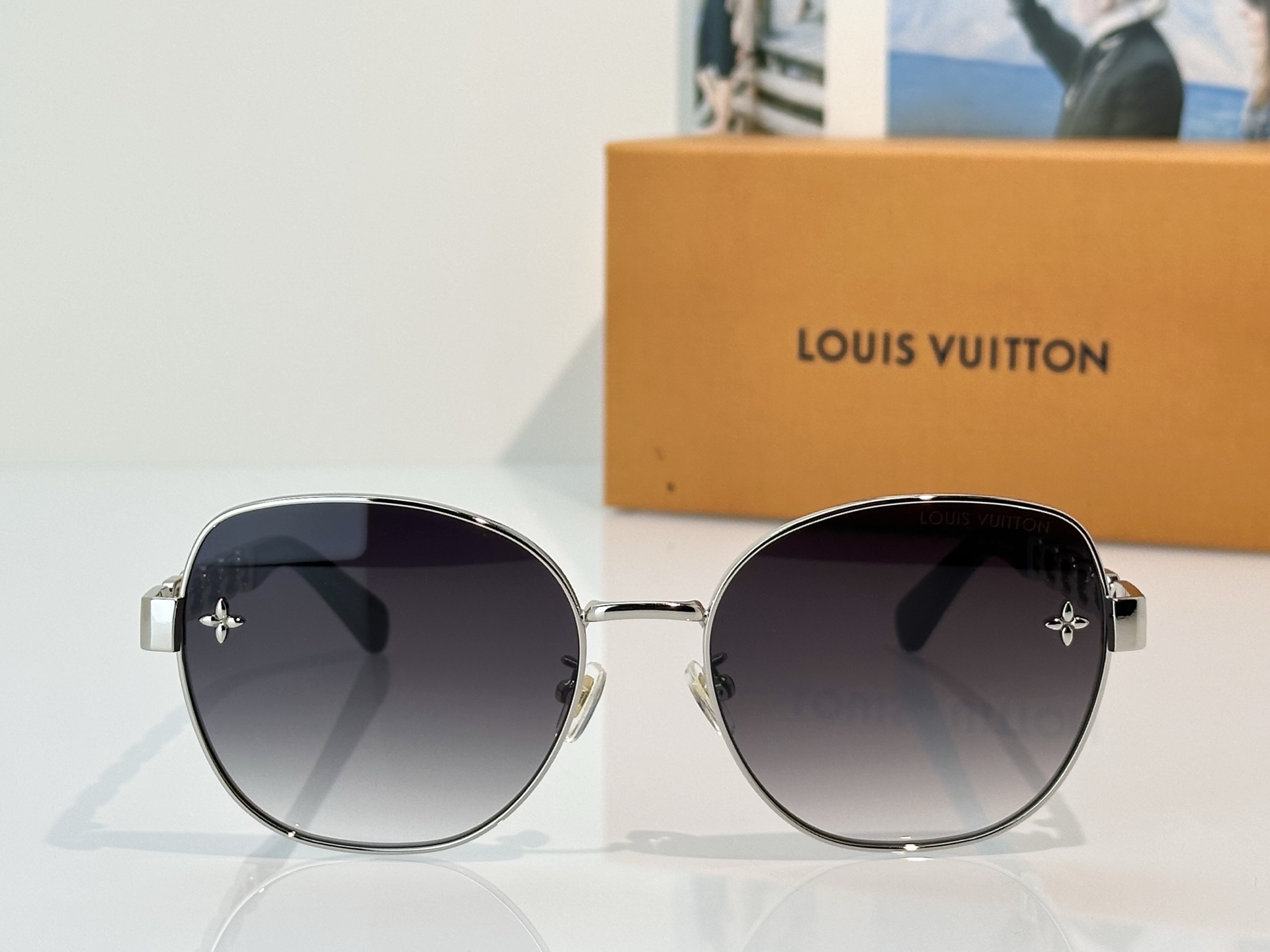 Louis Vuitton Louis Vuitto*