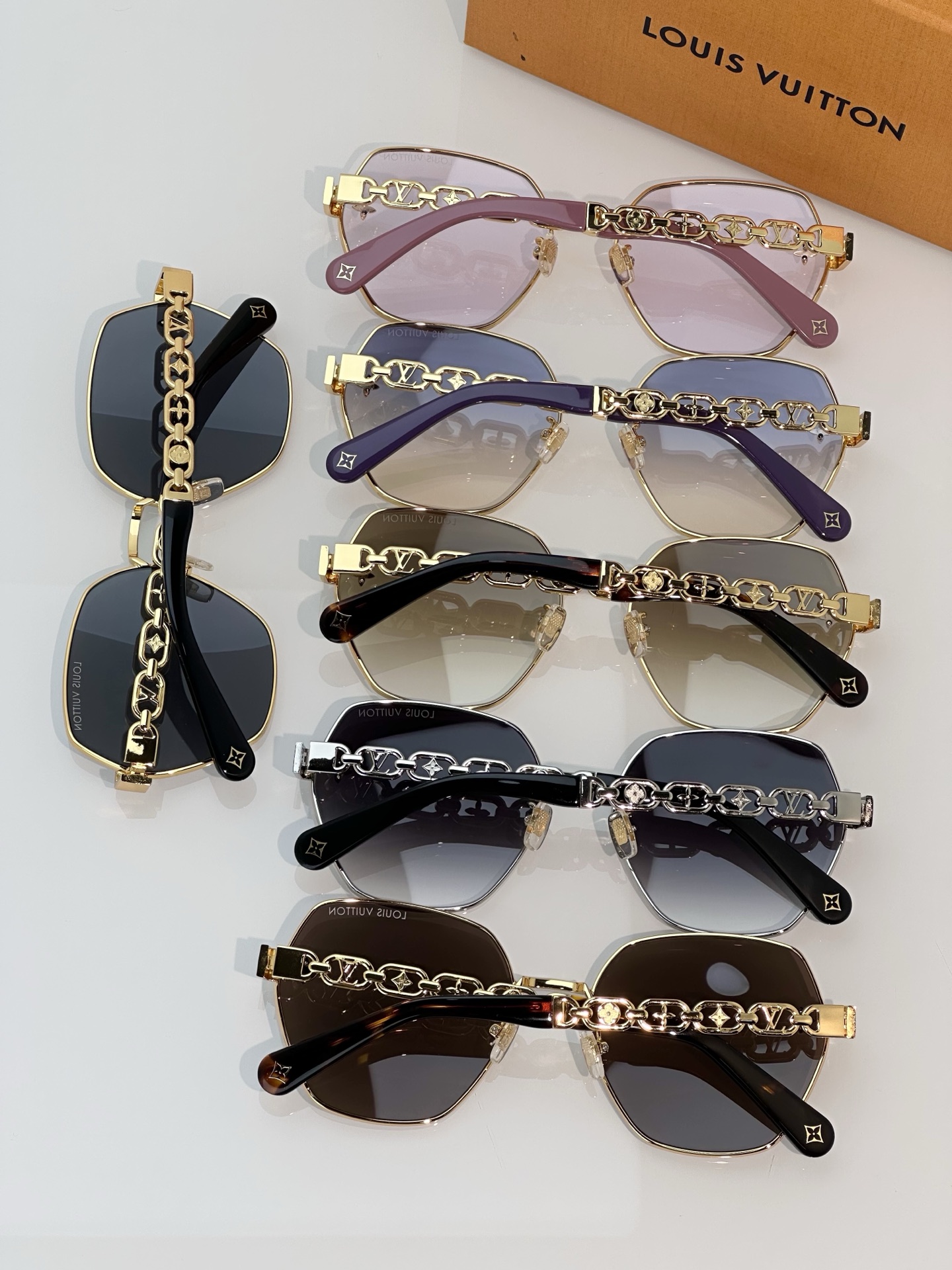 Louis Vuitton Louis Vuitto*