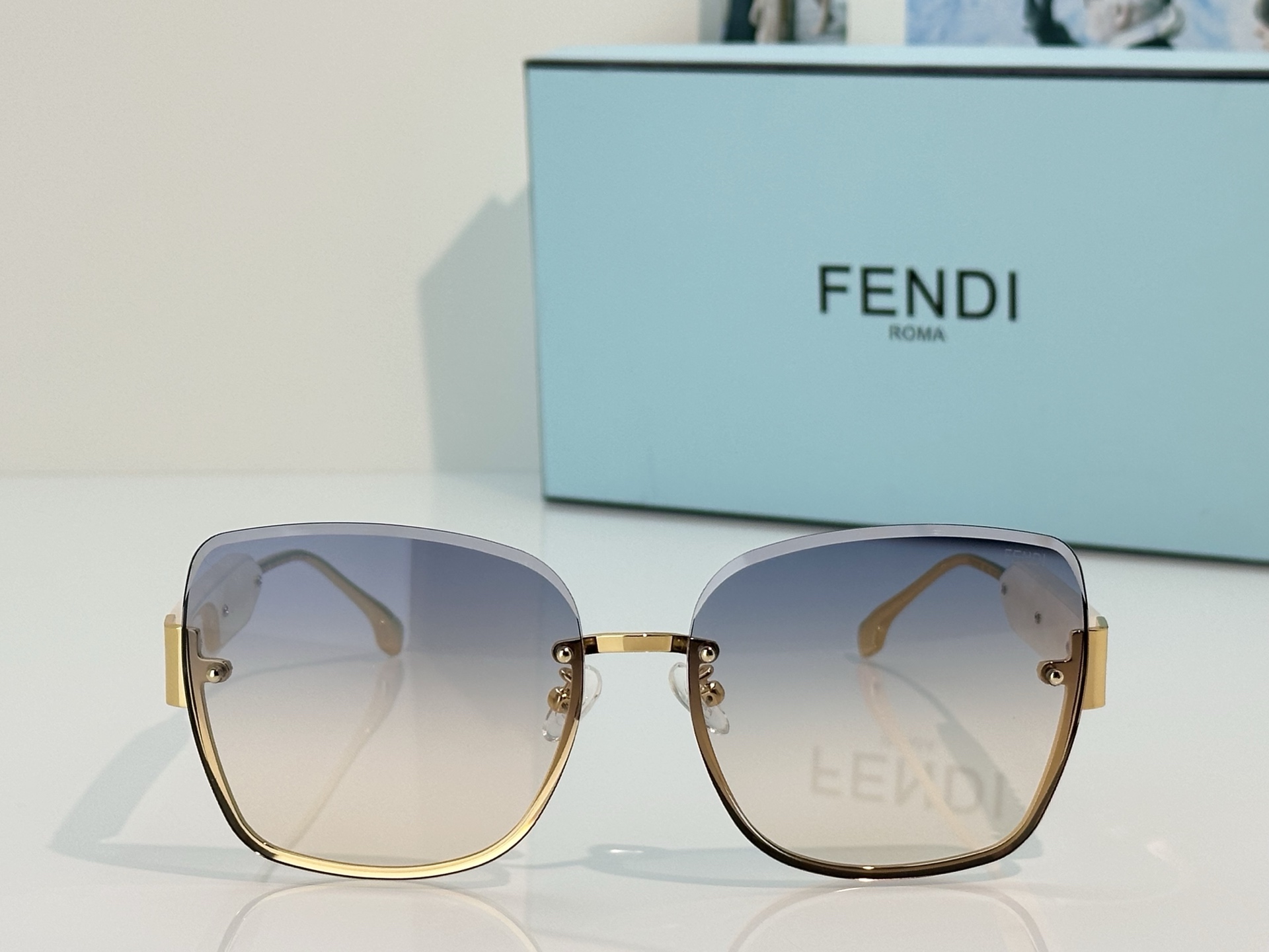 Fendi Fend*
