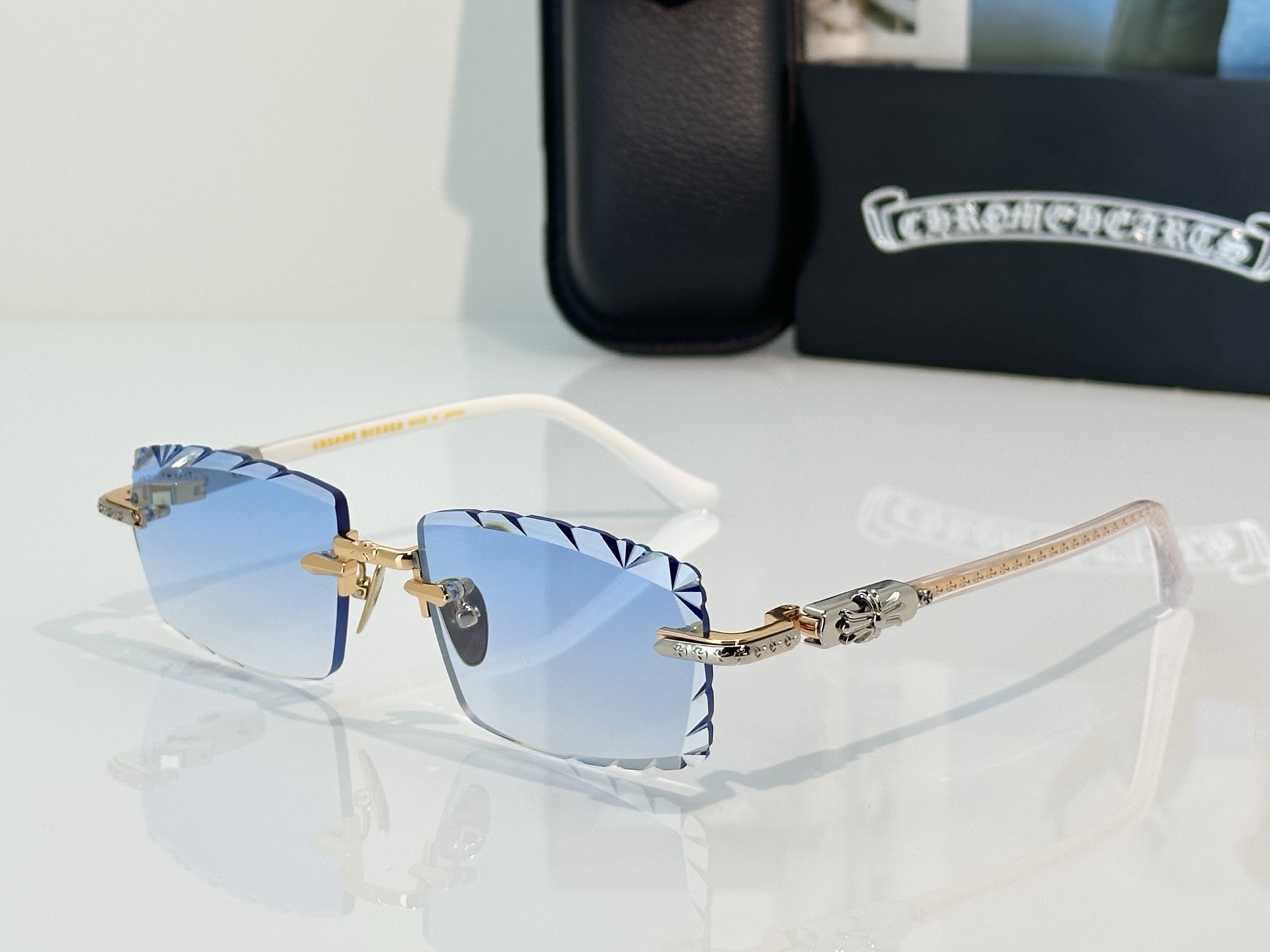 Chrome Hearts Chrome Heart*