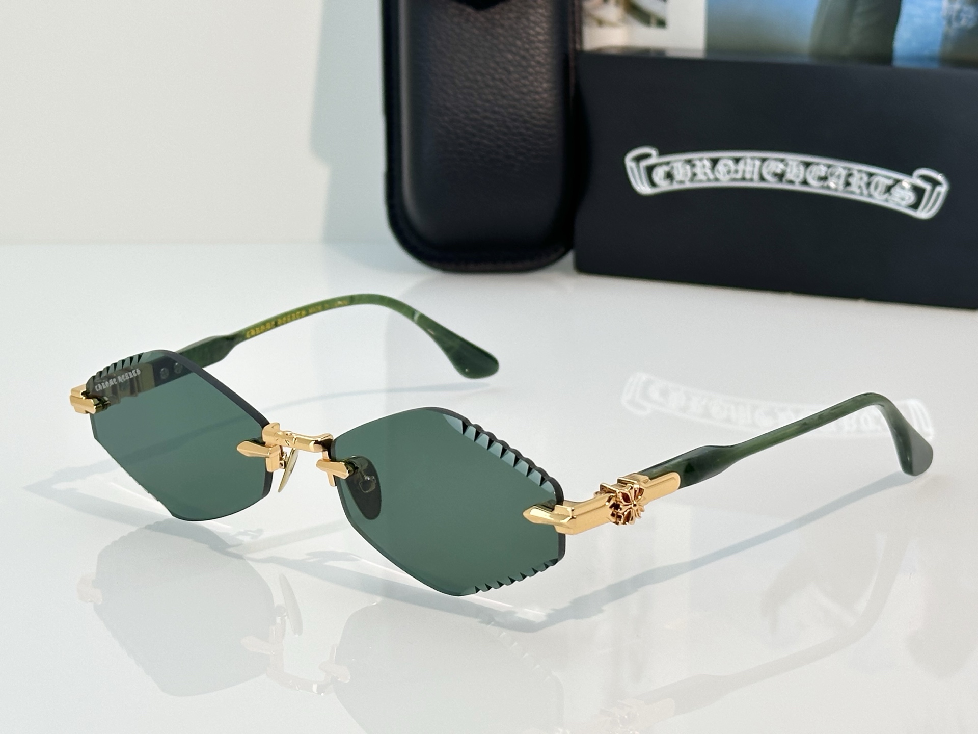 Chrome Hearts Chrome Heart*