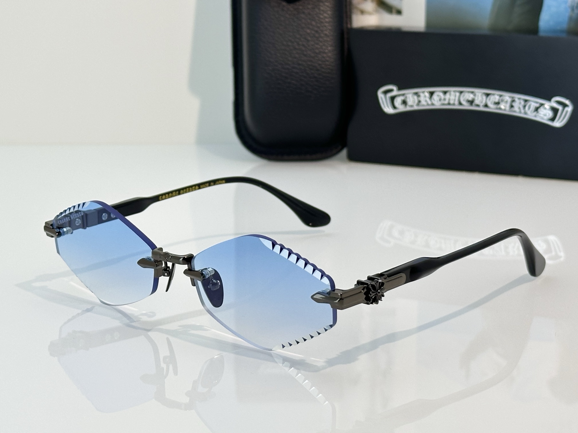 Chrome Hearts Chrome Heart*