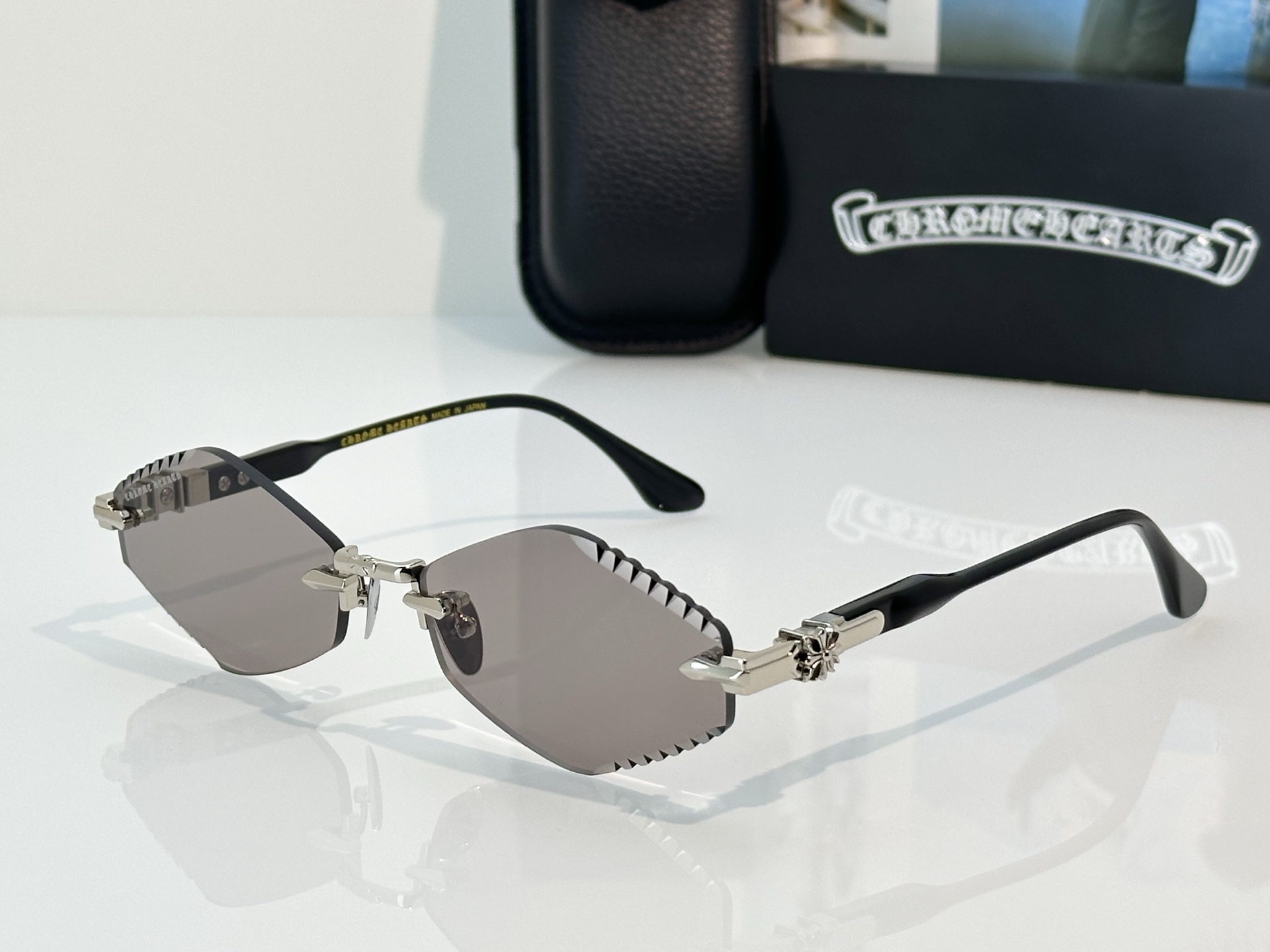 Chrome Hearts Chrome Heart*