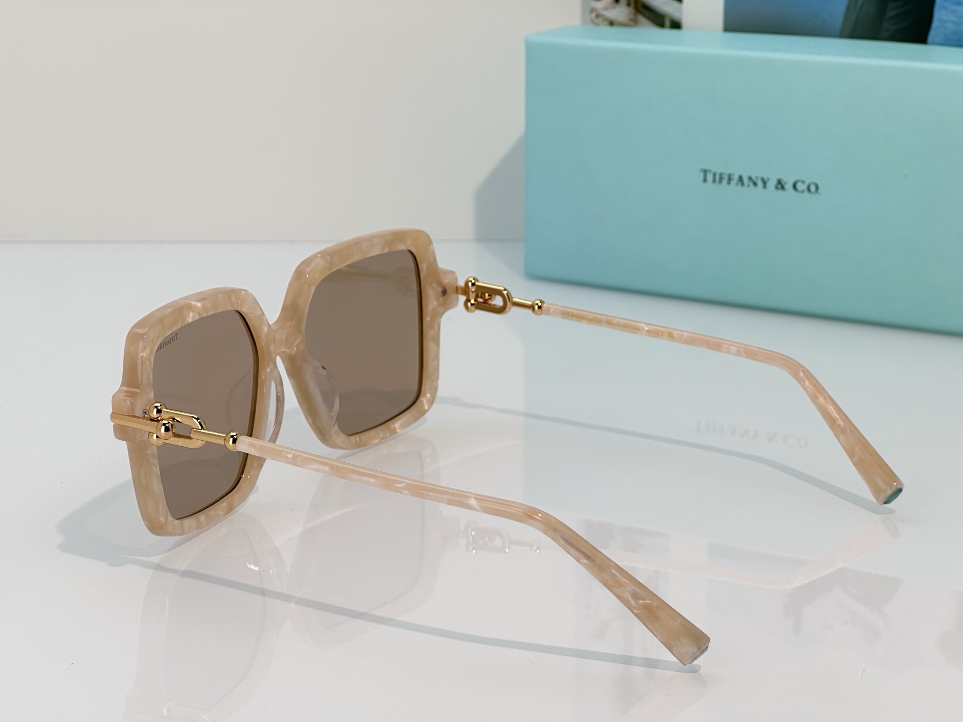 Tiffany & Co. Tiffany&C*