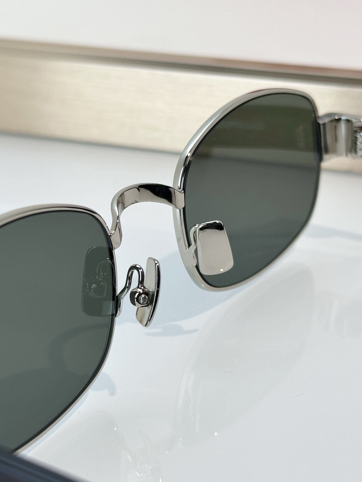 Designer Sunglasses SL706