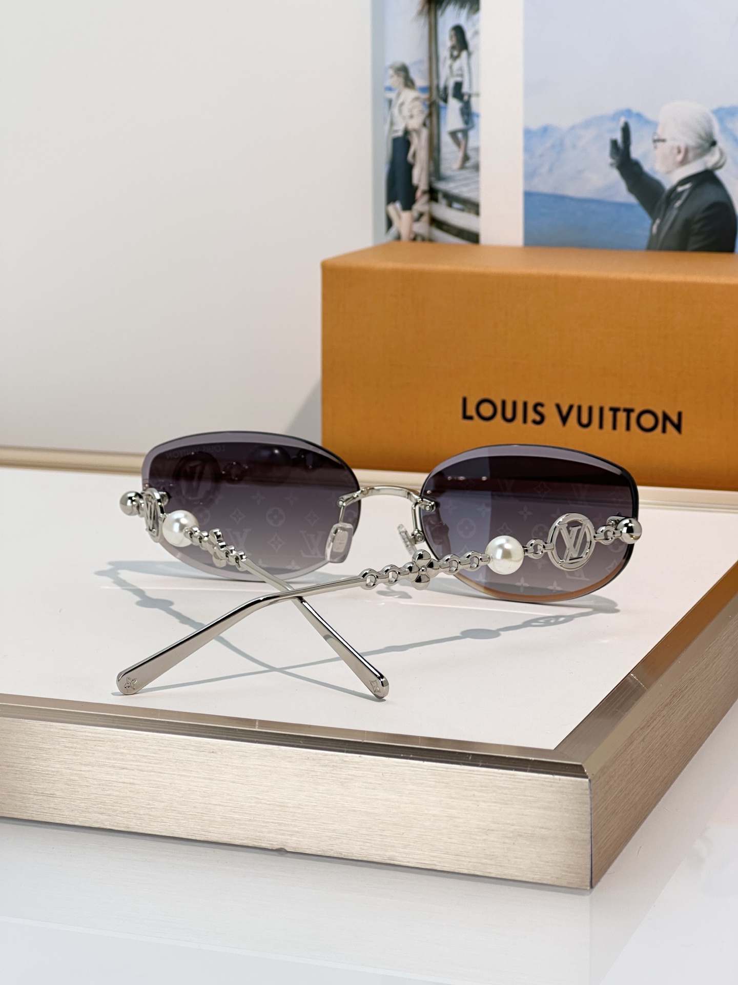 Louis Vuitton Louis Vuitto*