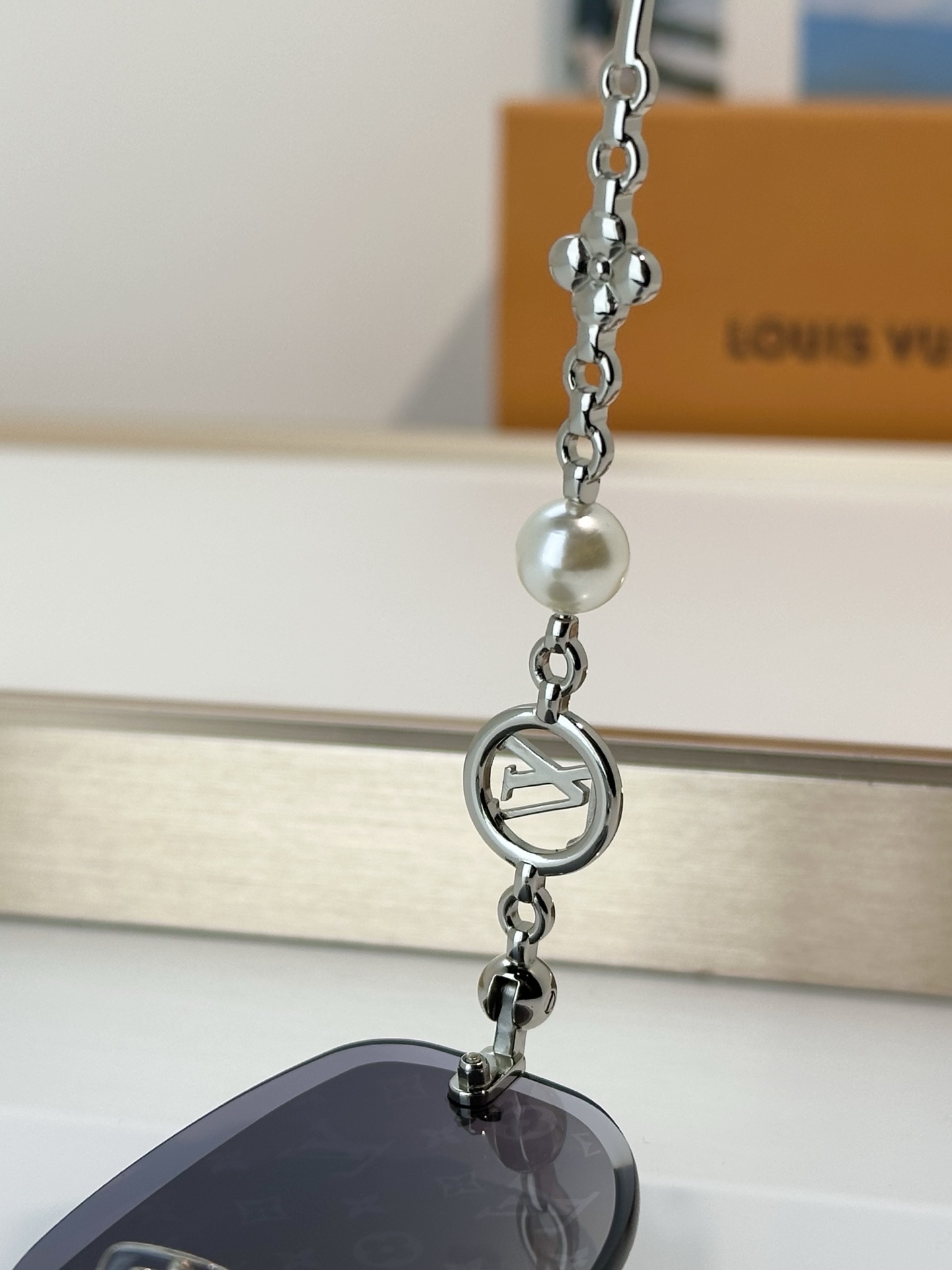 Louis Vuitton Louis Vuitto*
