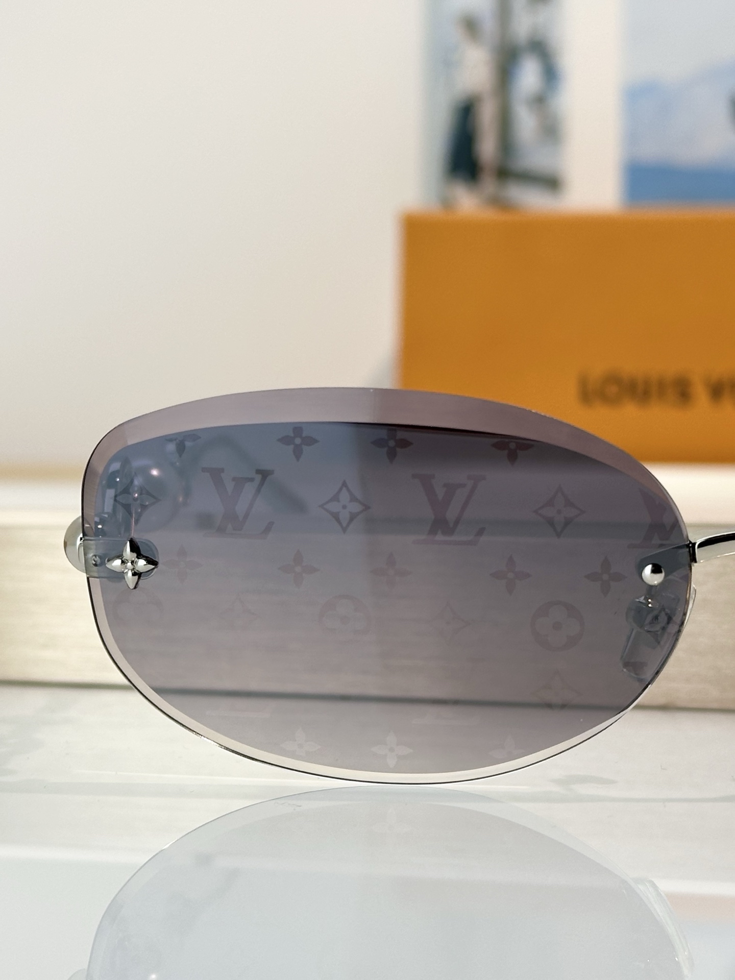 Louis Vuitton Louis Vuitto*