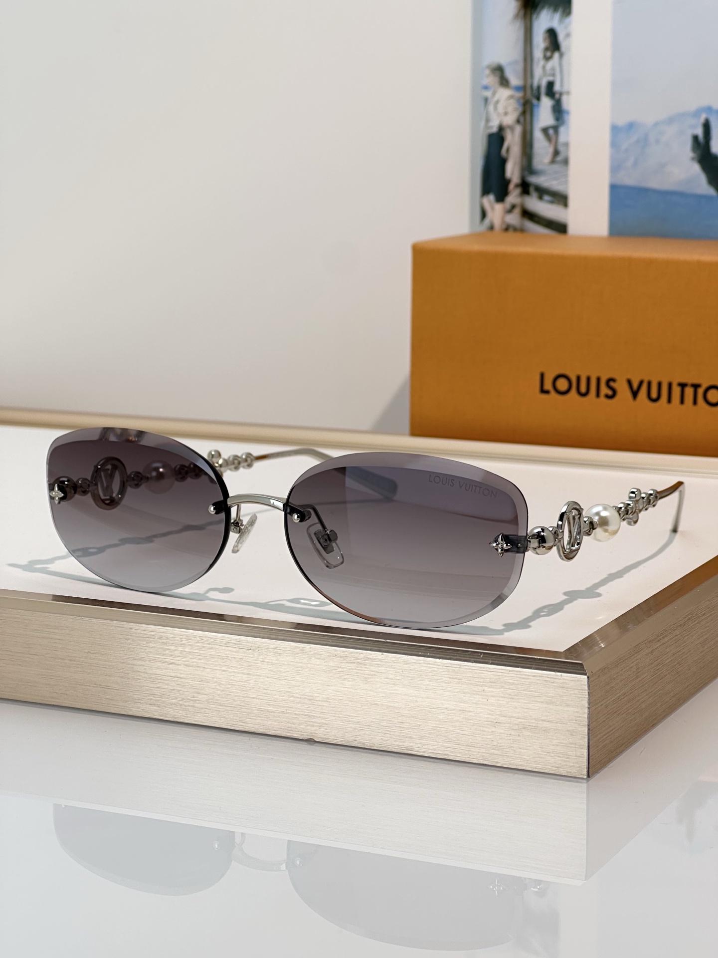 Louis Vuitton Louis Vuitto*