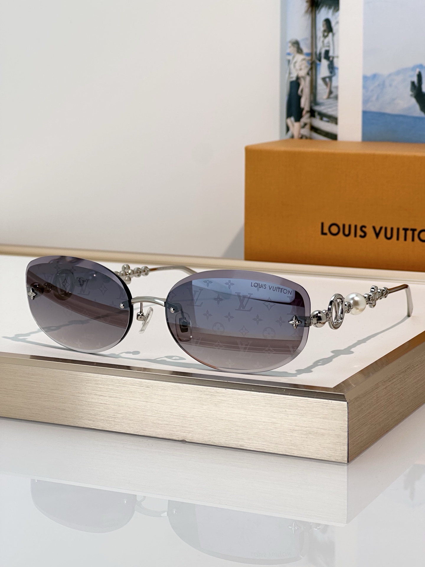 Louis Vuitton Louis Vuitto*