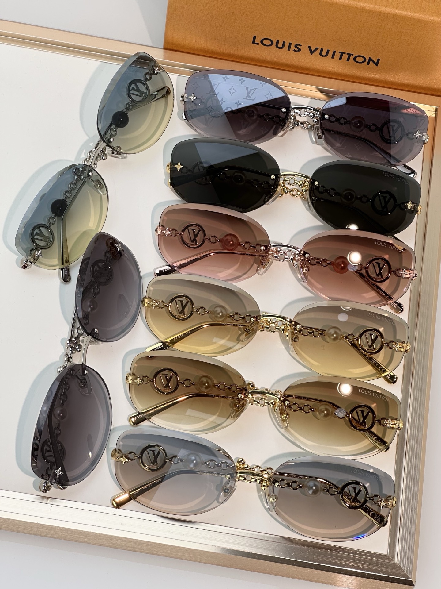 Louis Vuitton Louis Vuitto*