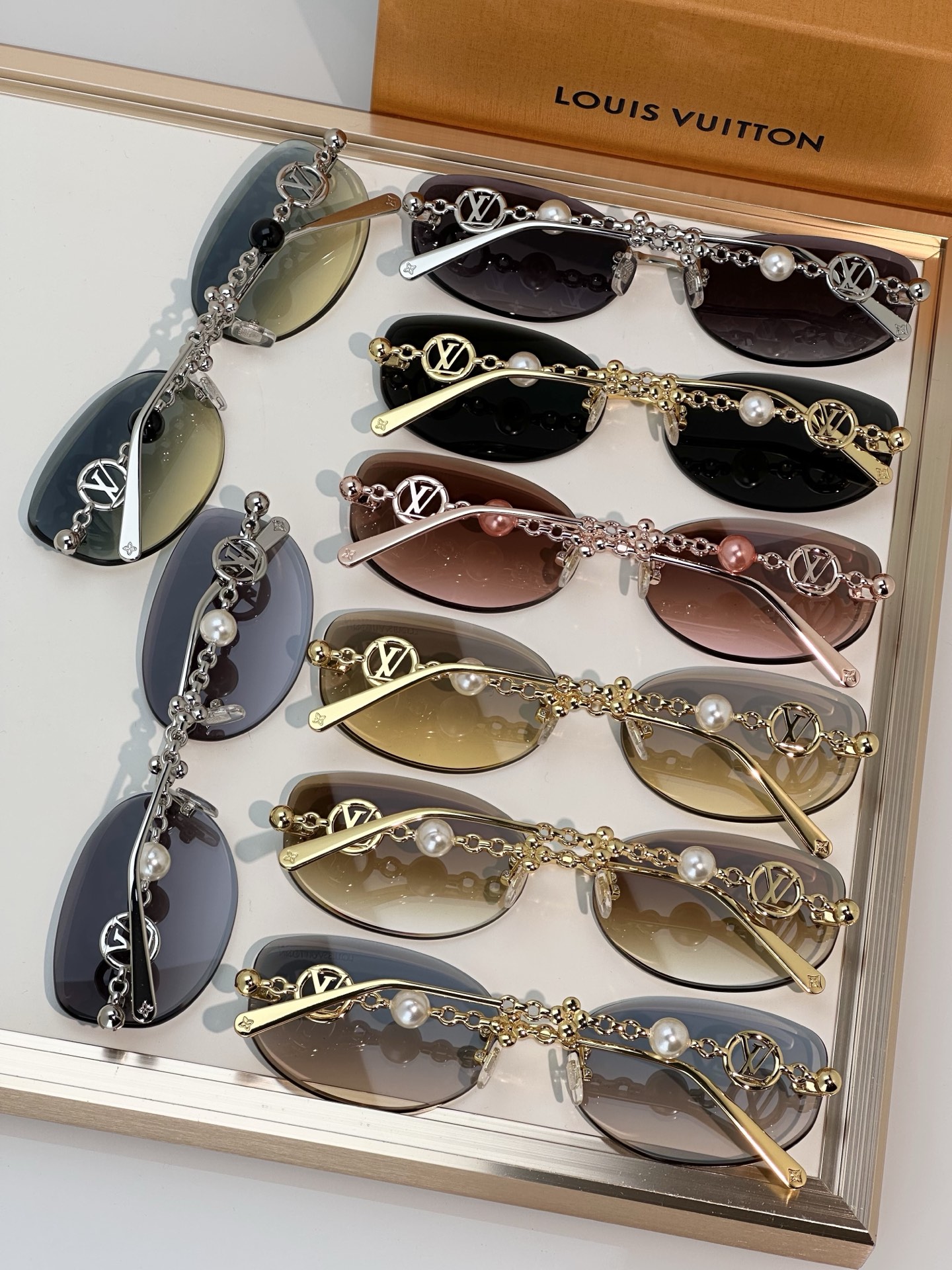 Louis Vuitton Louis Vuitto*