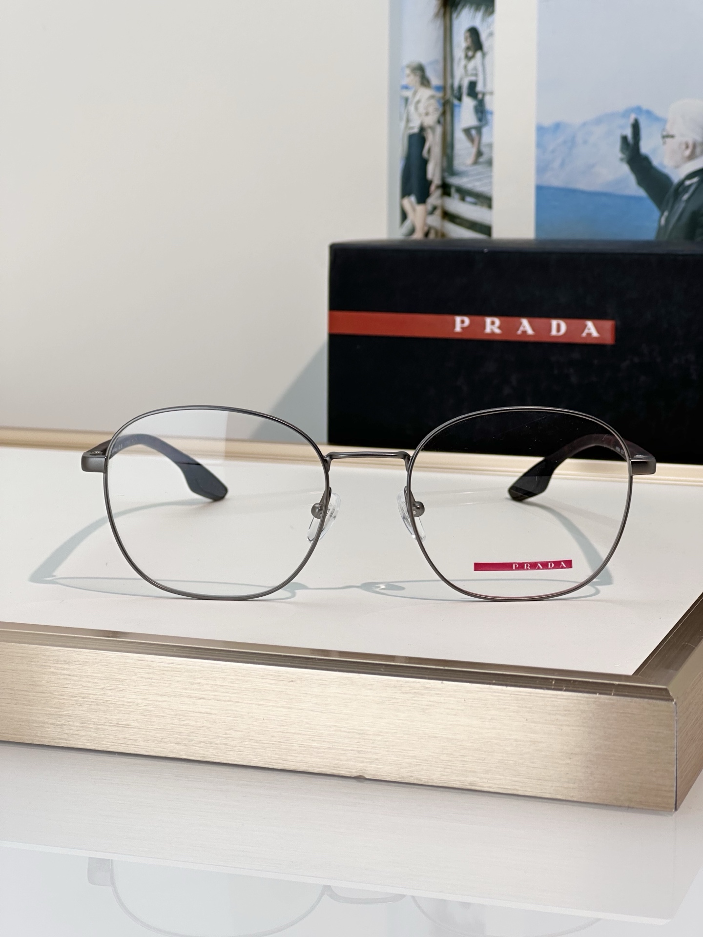 Prada Prad*