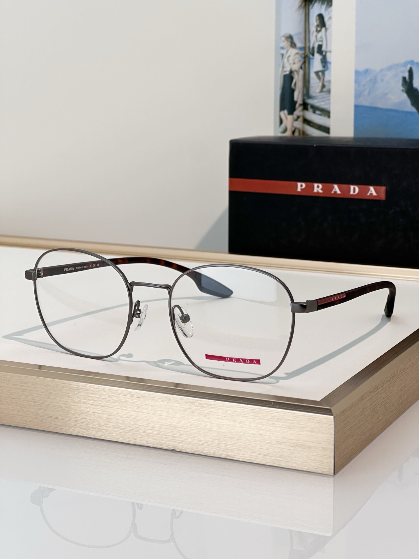 Prada Prad*