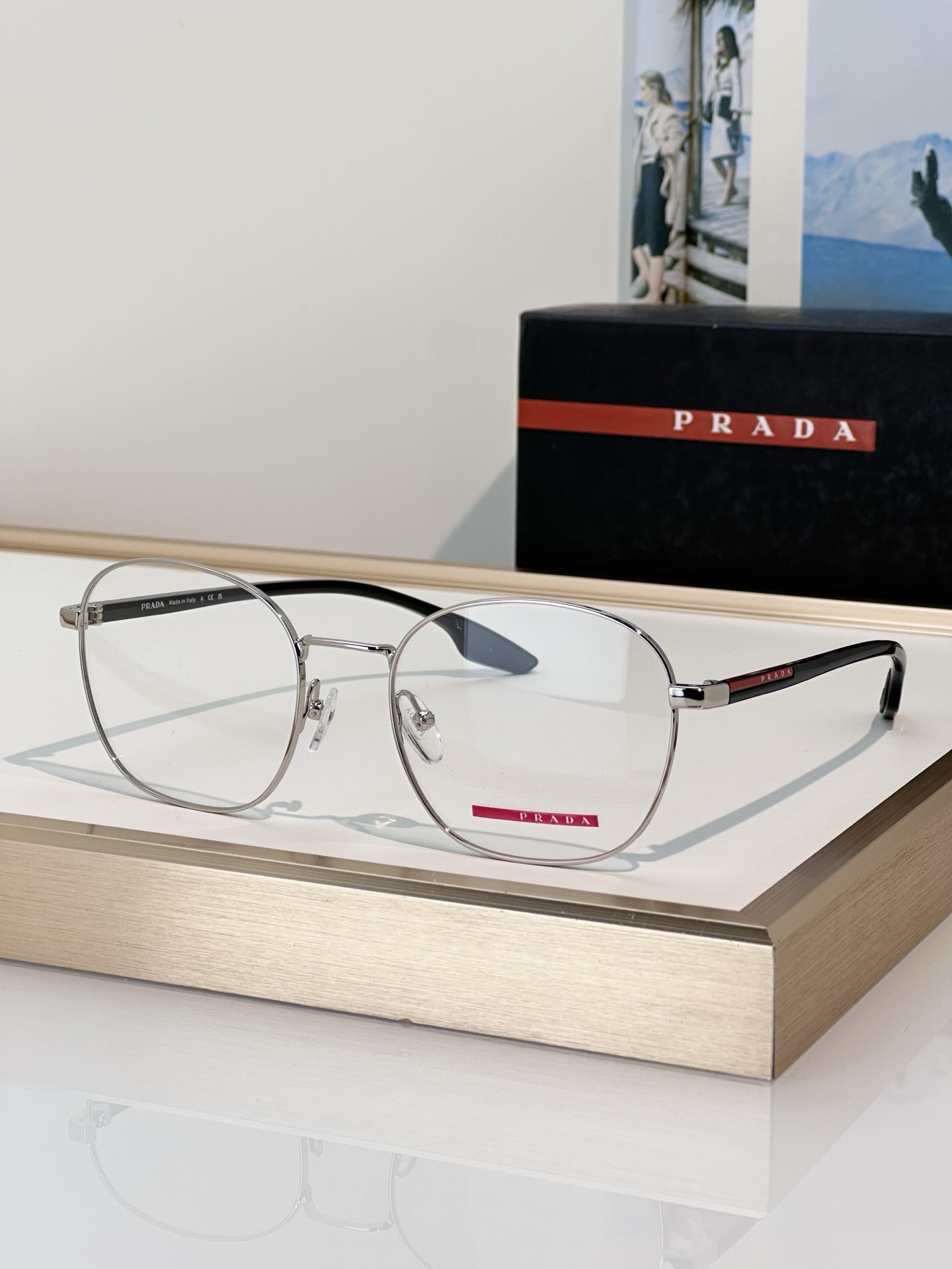 Prada Prad*