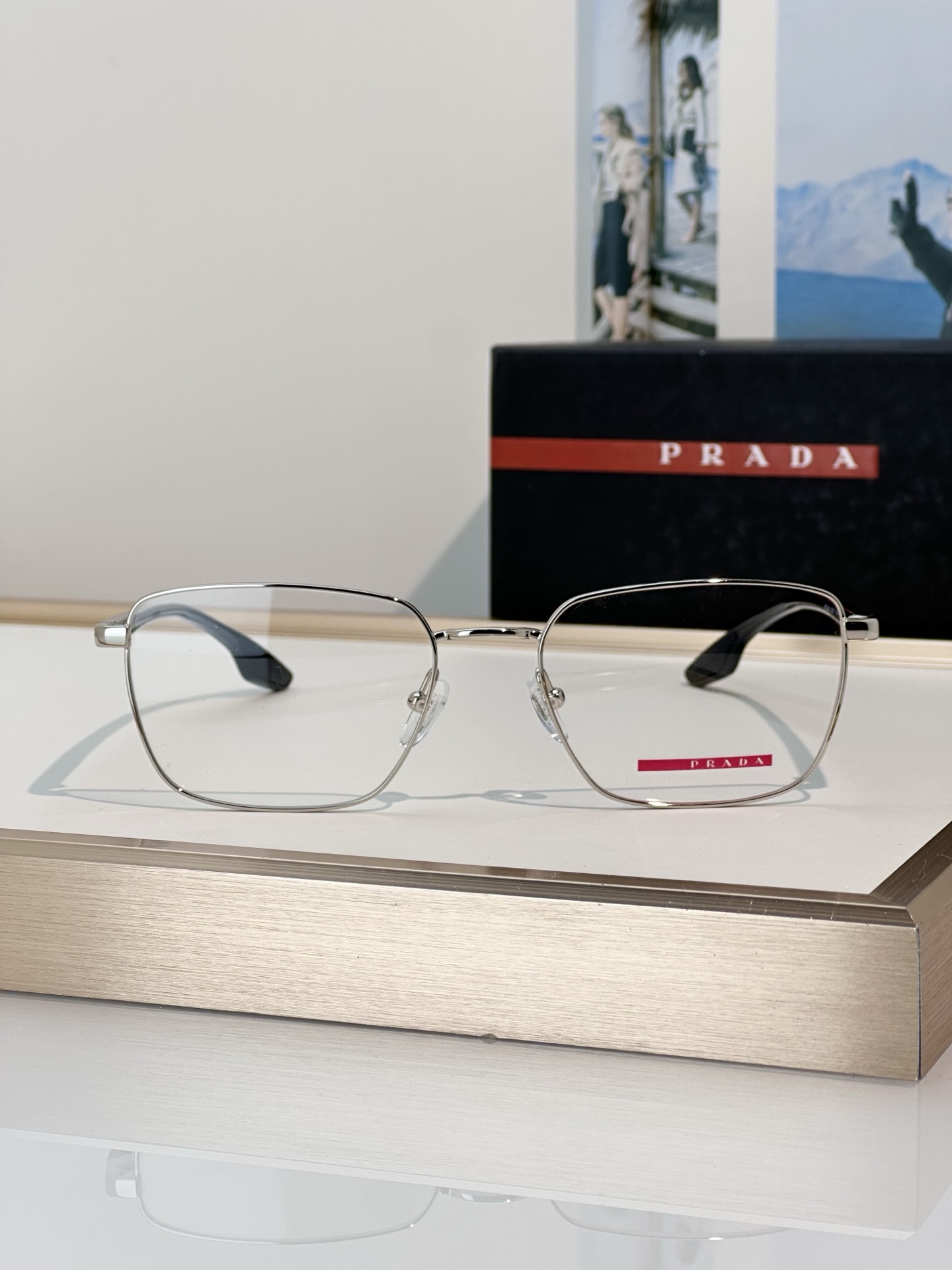 Prada Prad*