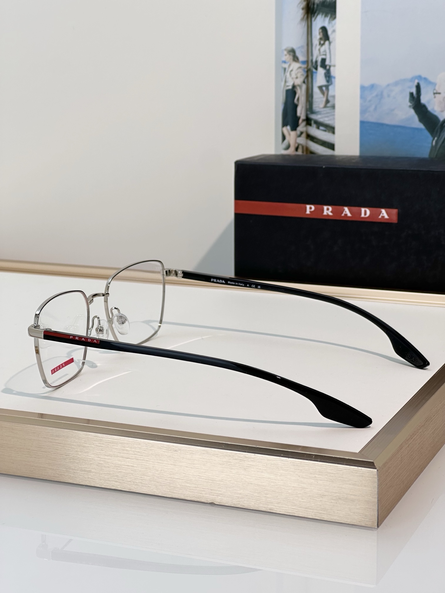 Prada Prad*