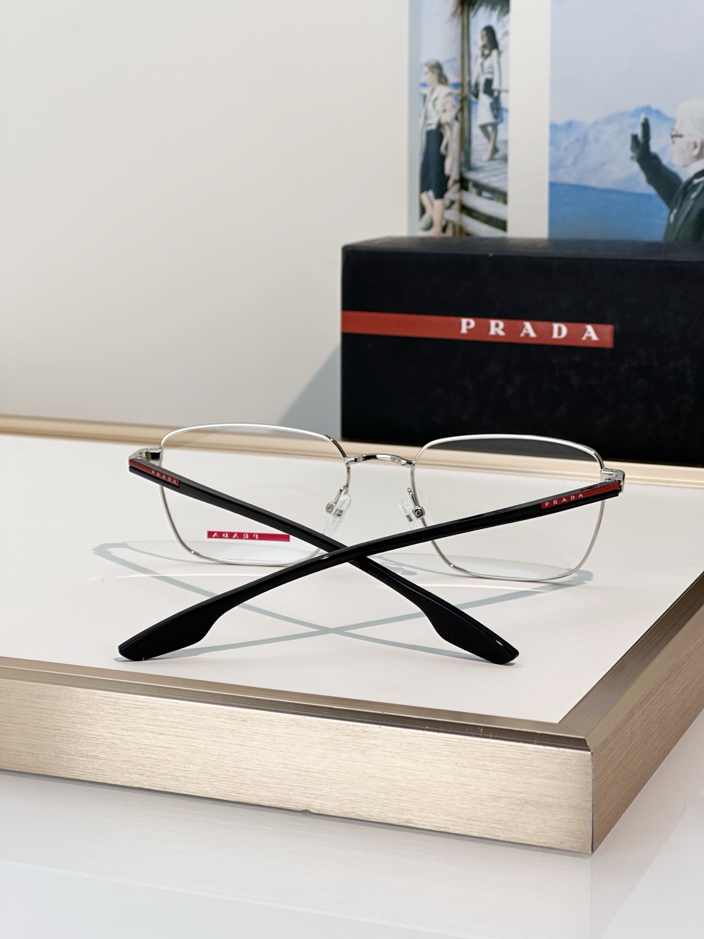Prada Prad*