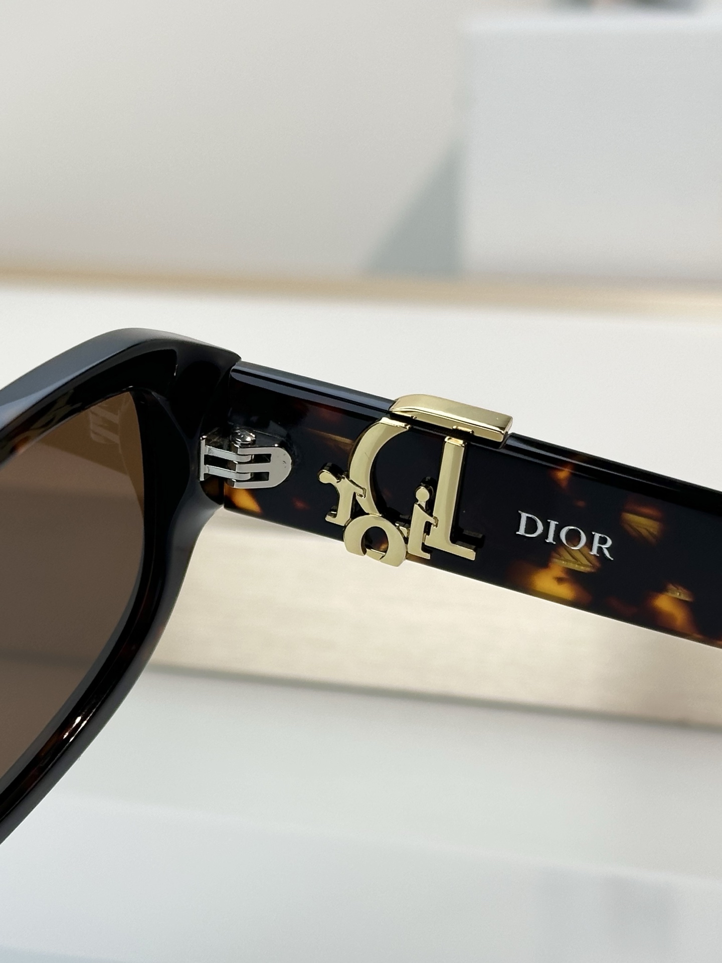 Dior Dio*