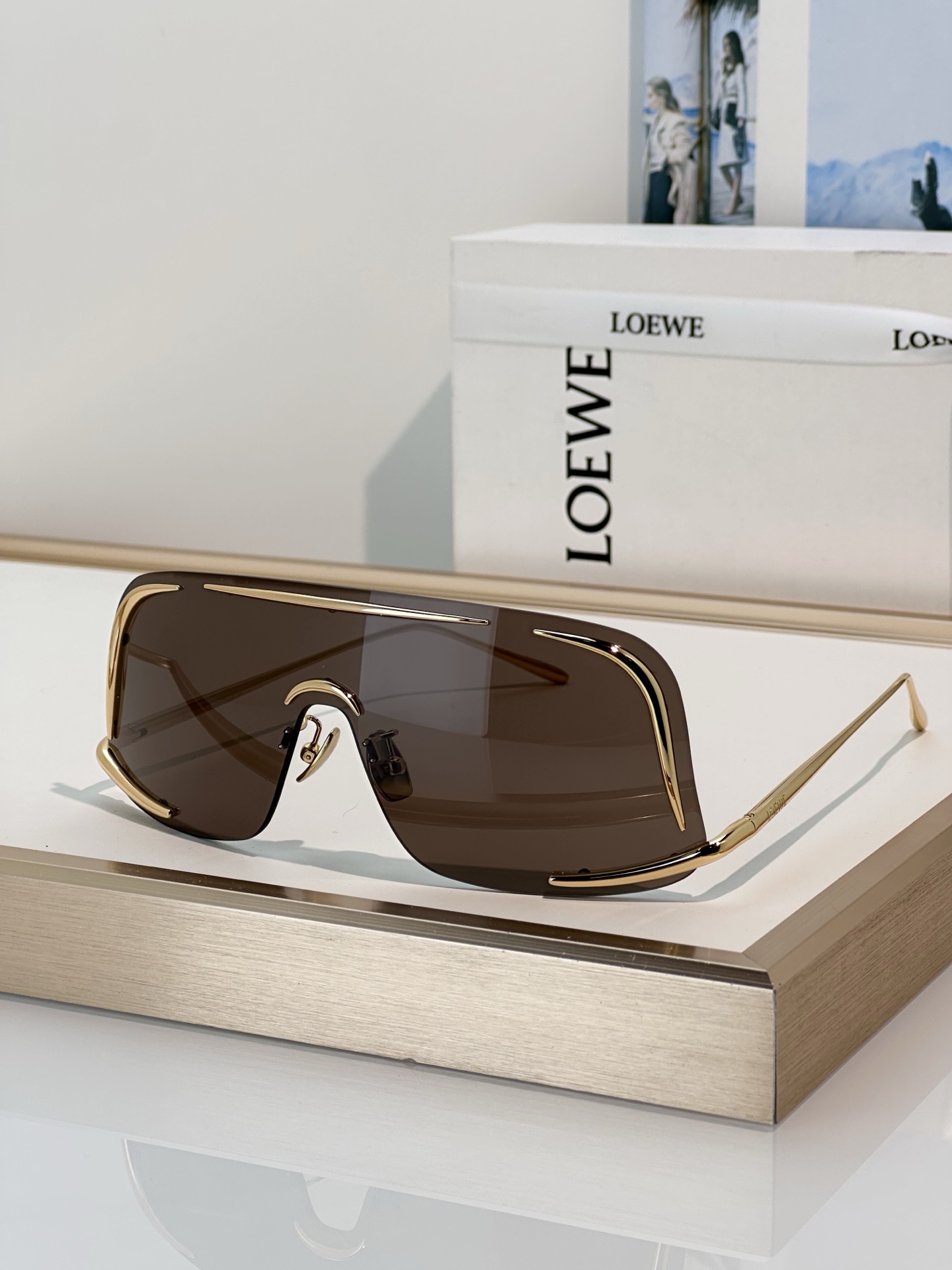 Loewe Loew*