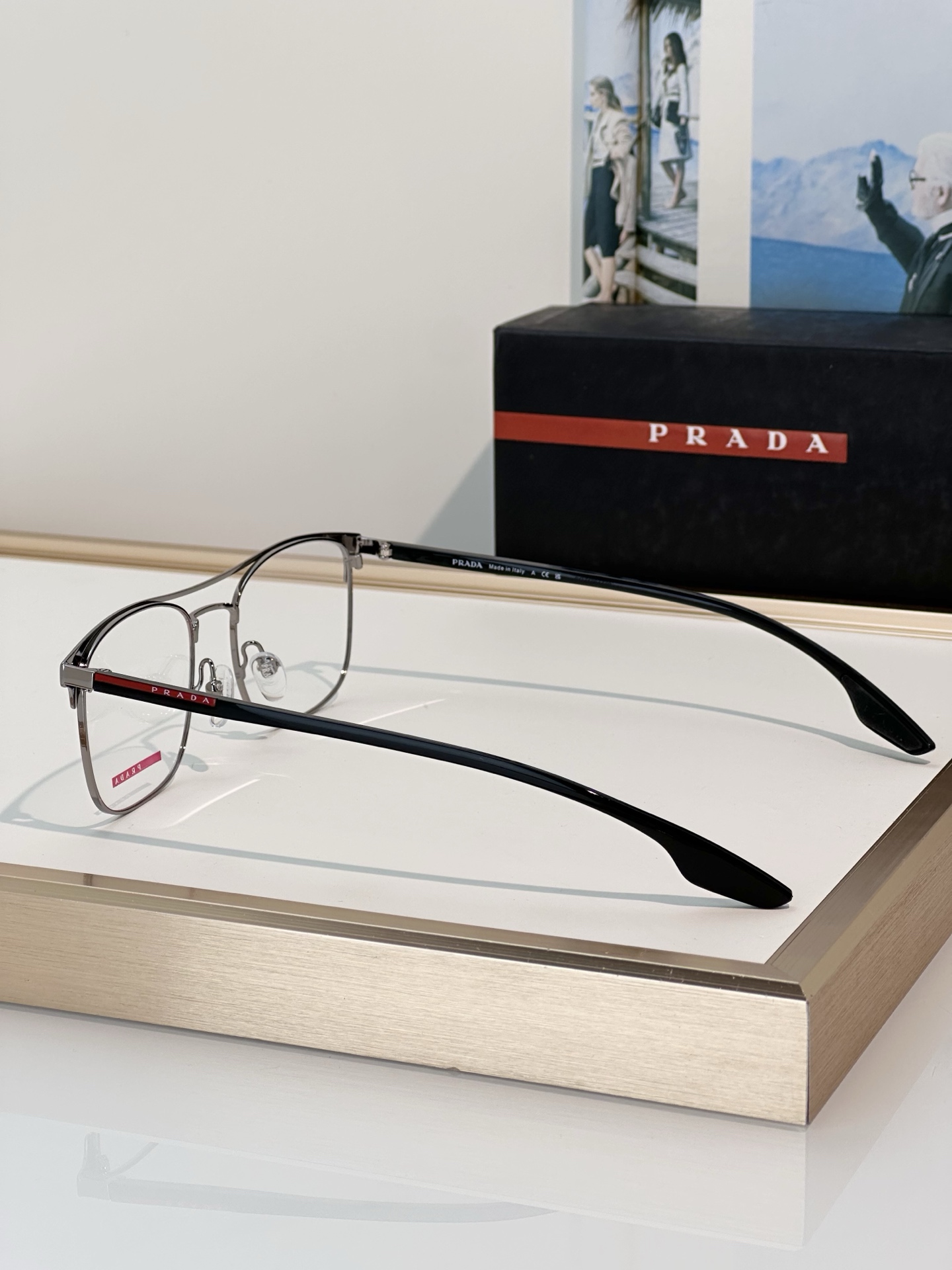 Prada Prad*