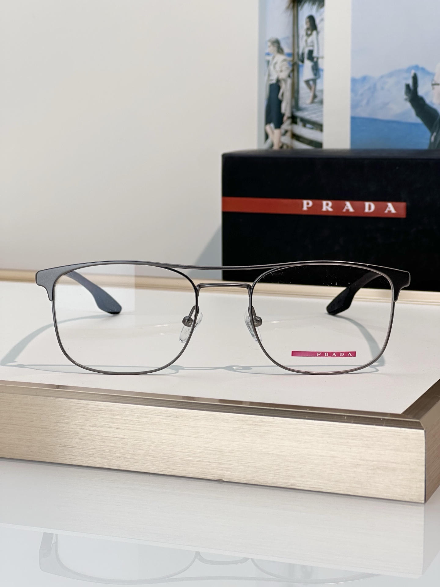 Prada Prad*