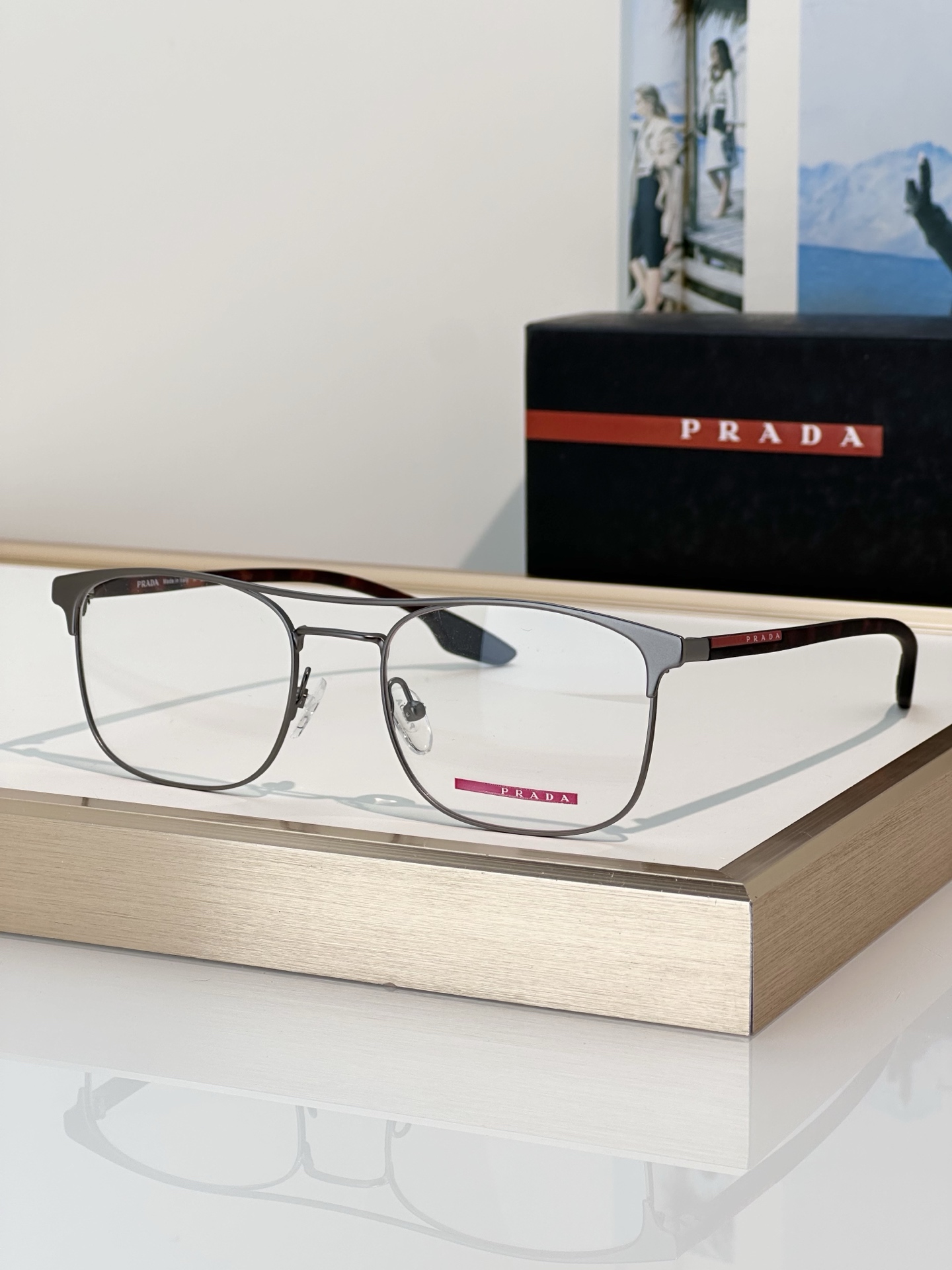 Prada Prad*