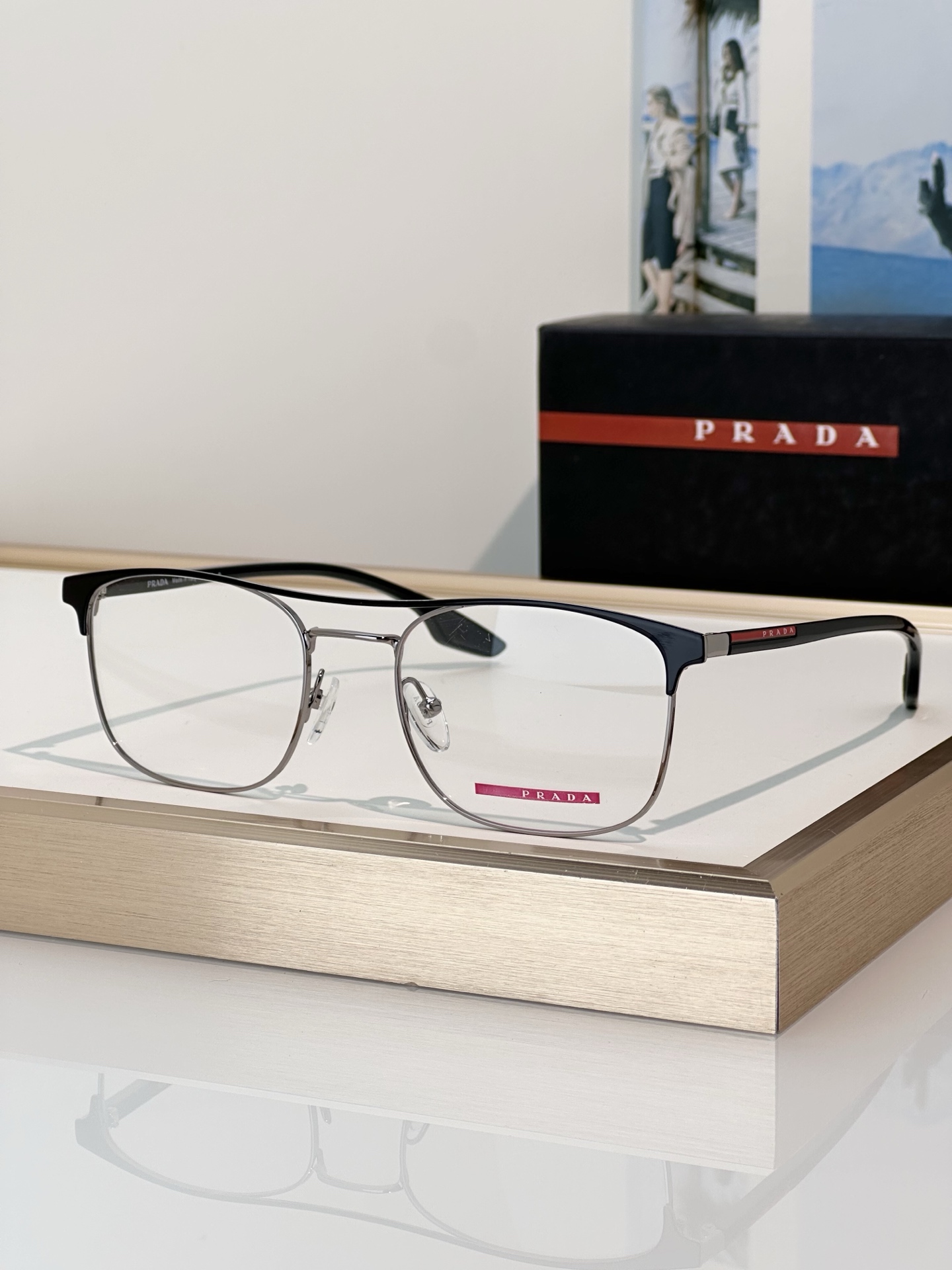 Prada Prad*