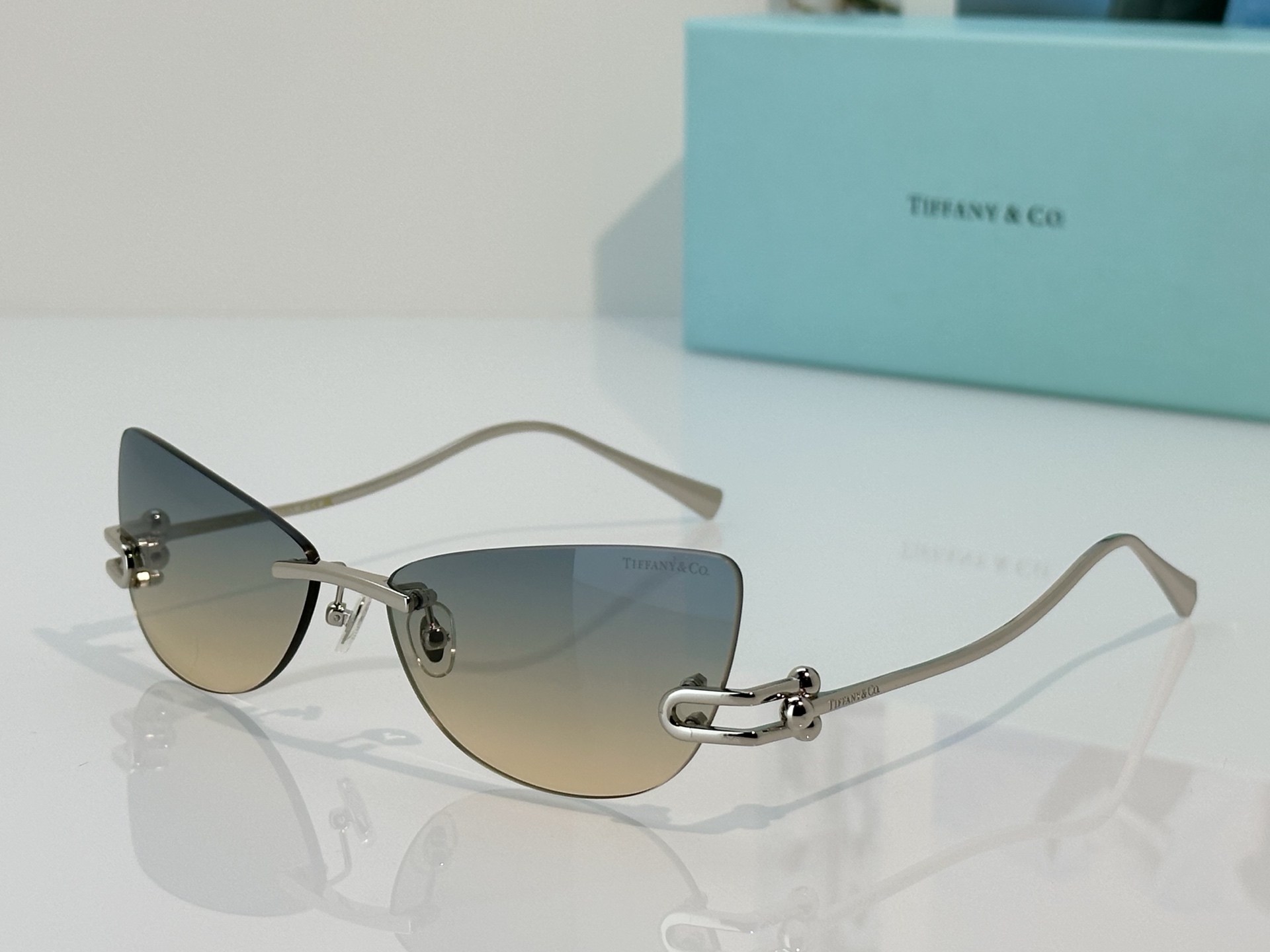 Tiffany & Co. Tiffany&C*
