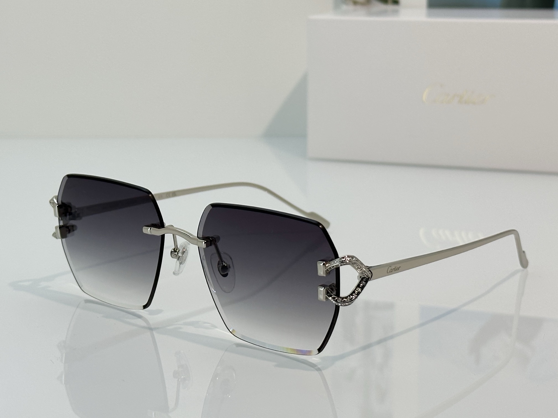 Cartier Cartie*