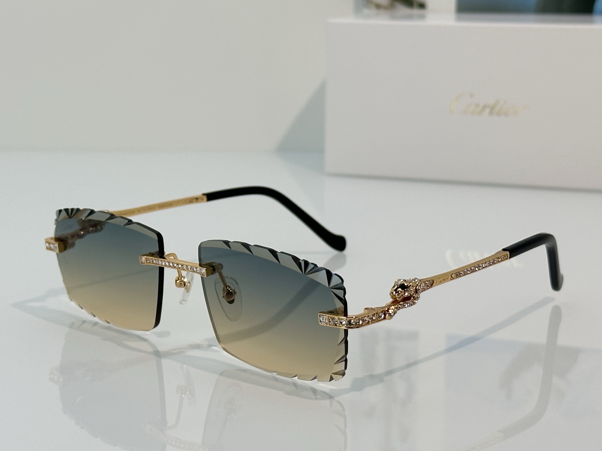 Cartier Cartie*