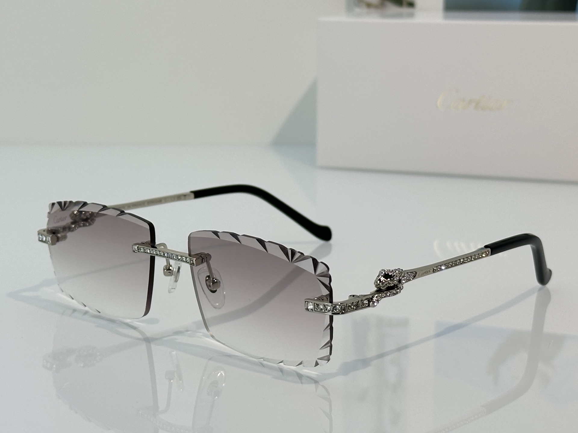 Cartier Cartie*