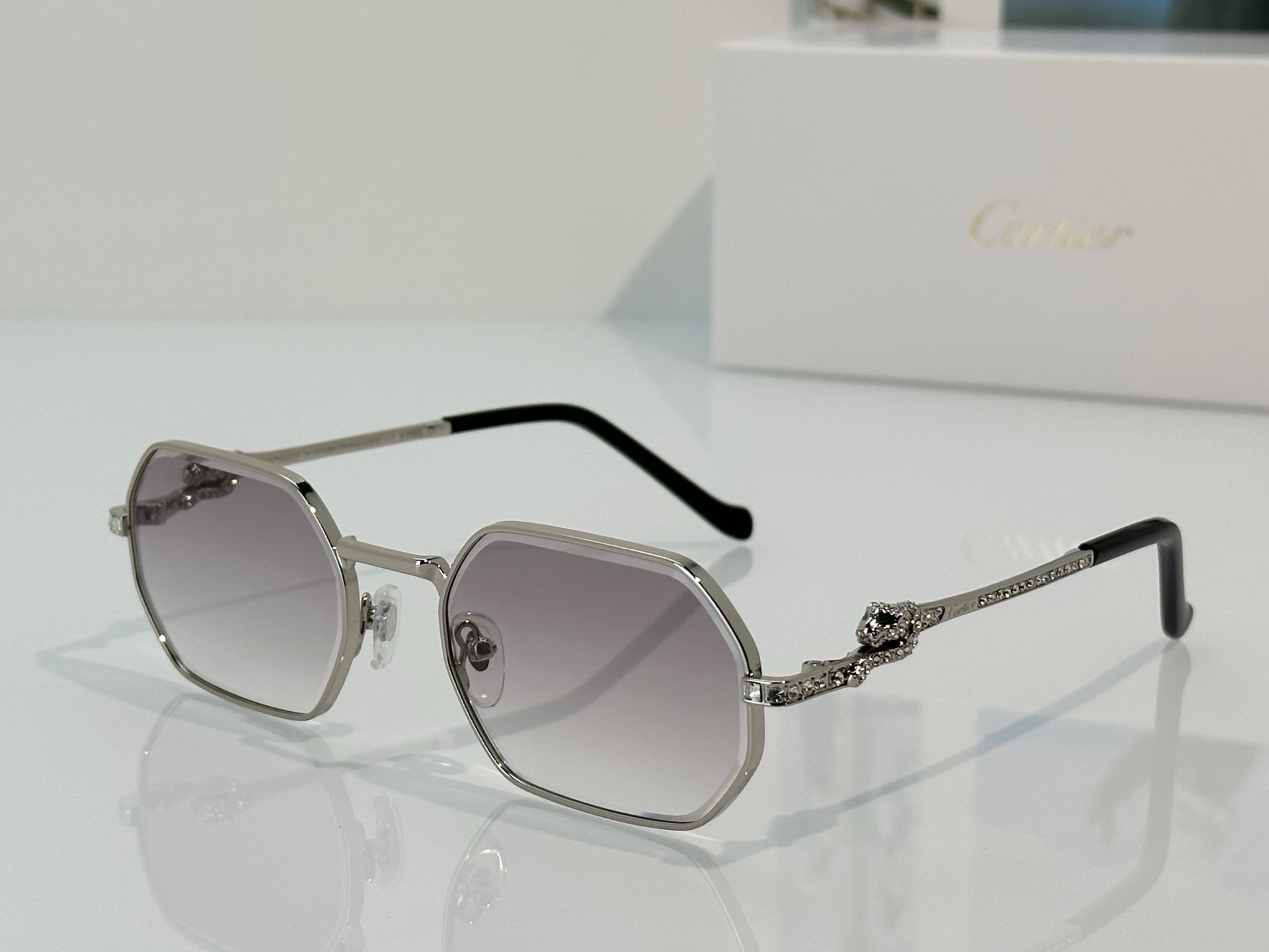 Cartier Cartie*
