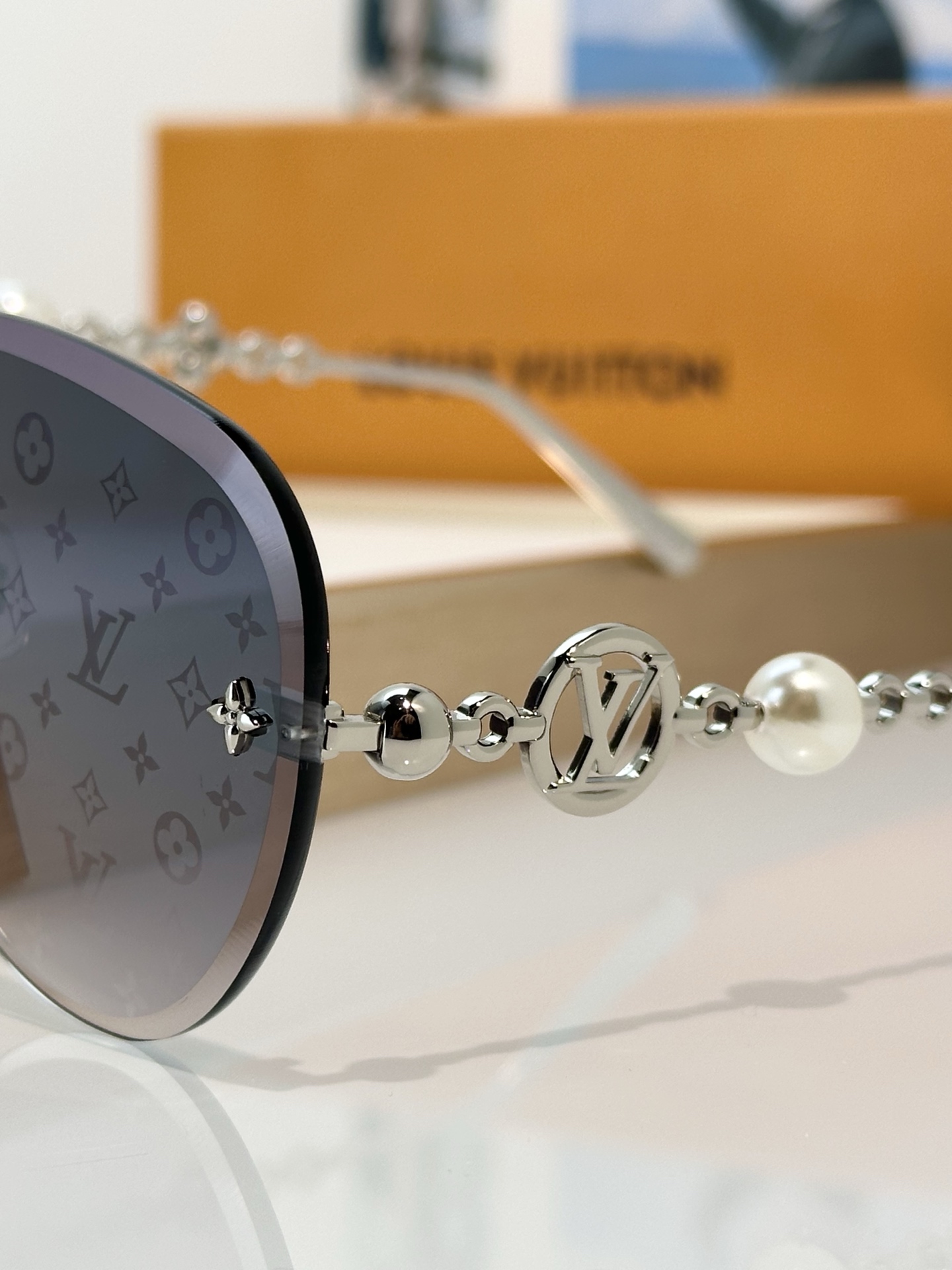 Louis Vuitton Louis Vuitto*