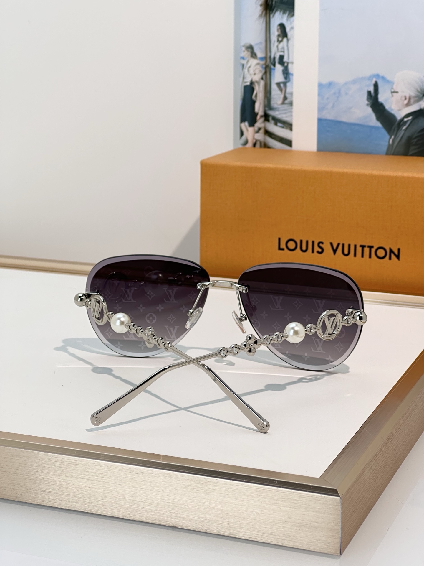 Louis Vuitton Louis Vuitto*