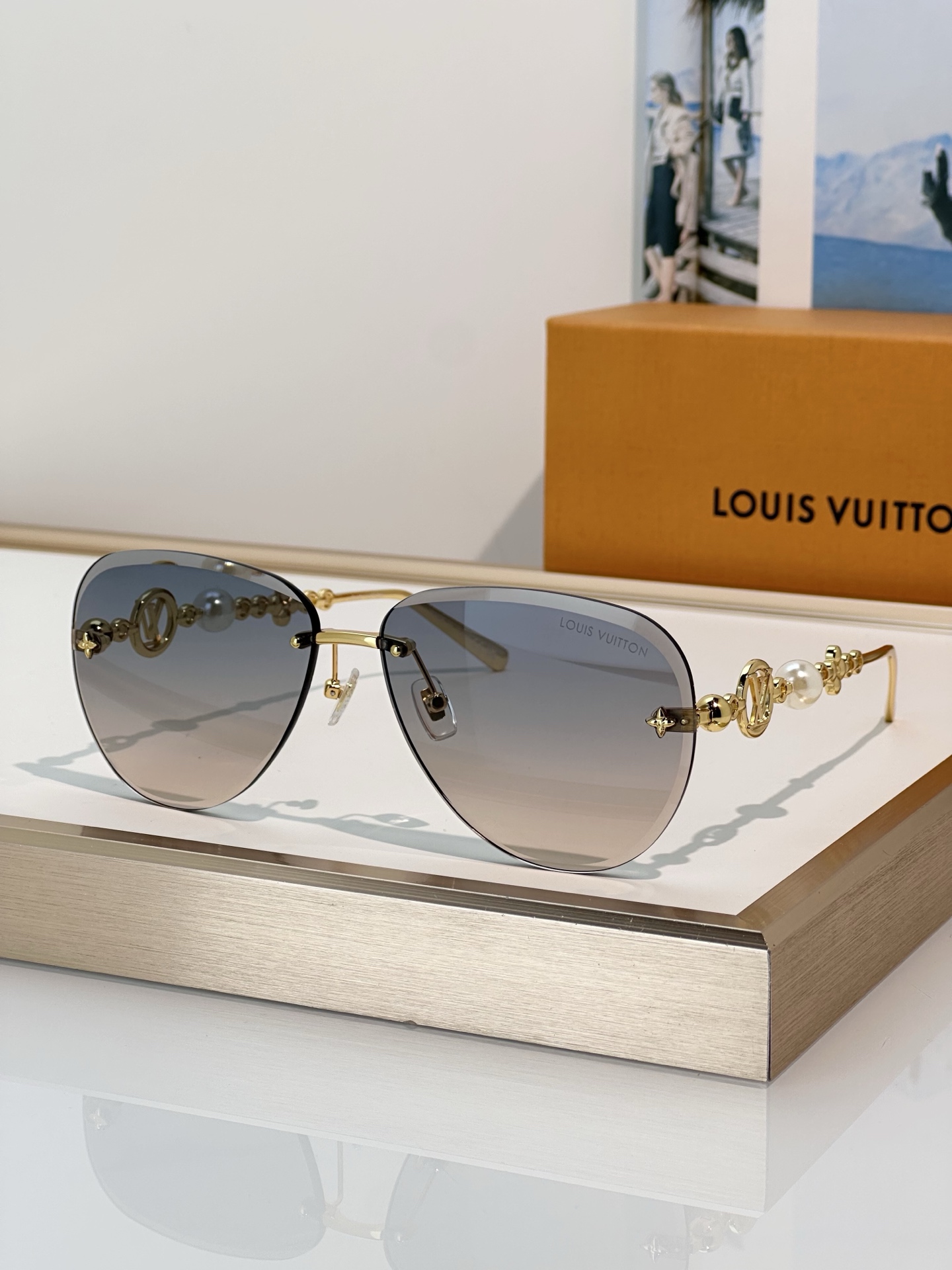 Louis Vuitton Louis Vuitto*