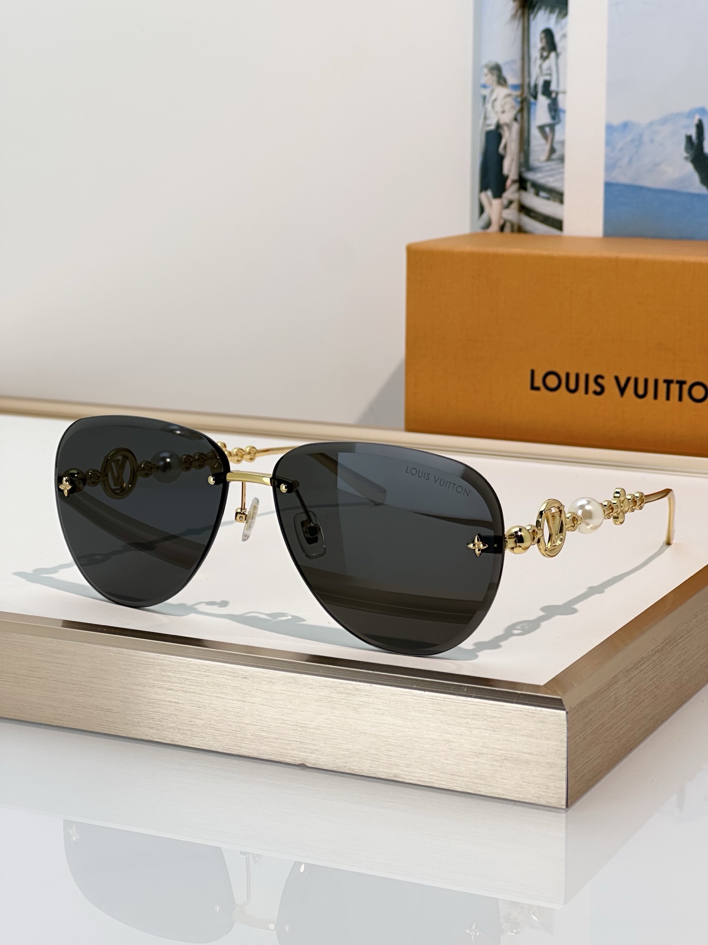 Louis Vuitton Louis Vuitto*