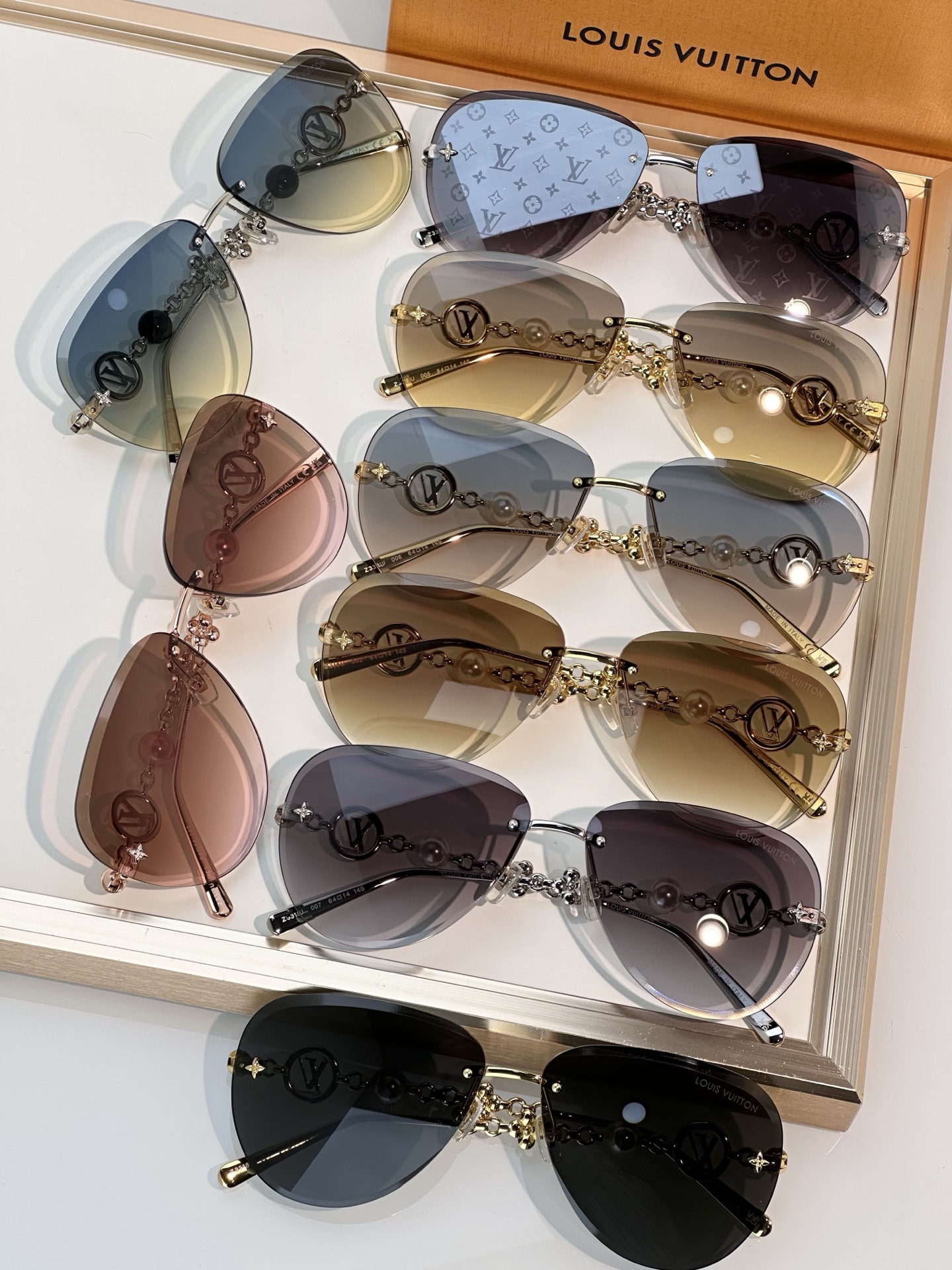 Louis Vuitton Louis Vuitto*