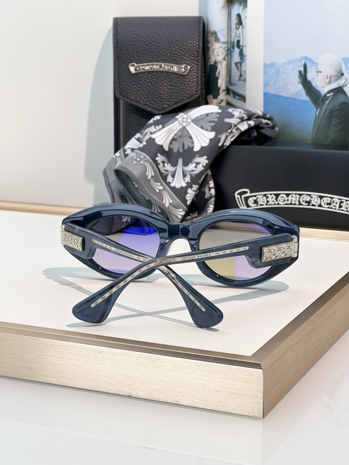 Designer Sunglasses VAJAMMIN