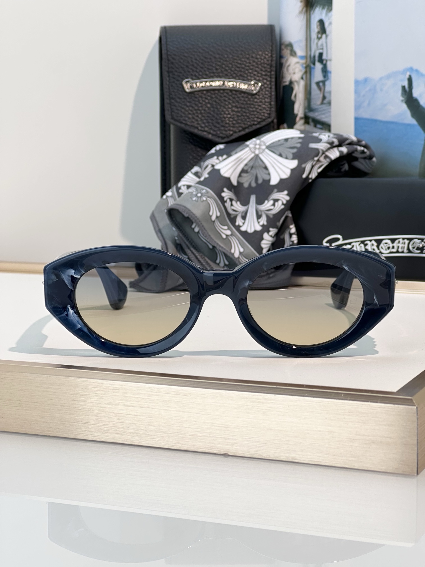 Designer Sunglasses VAJAMMIN