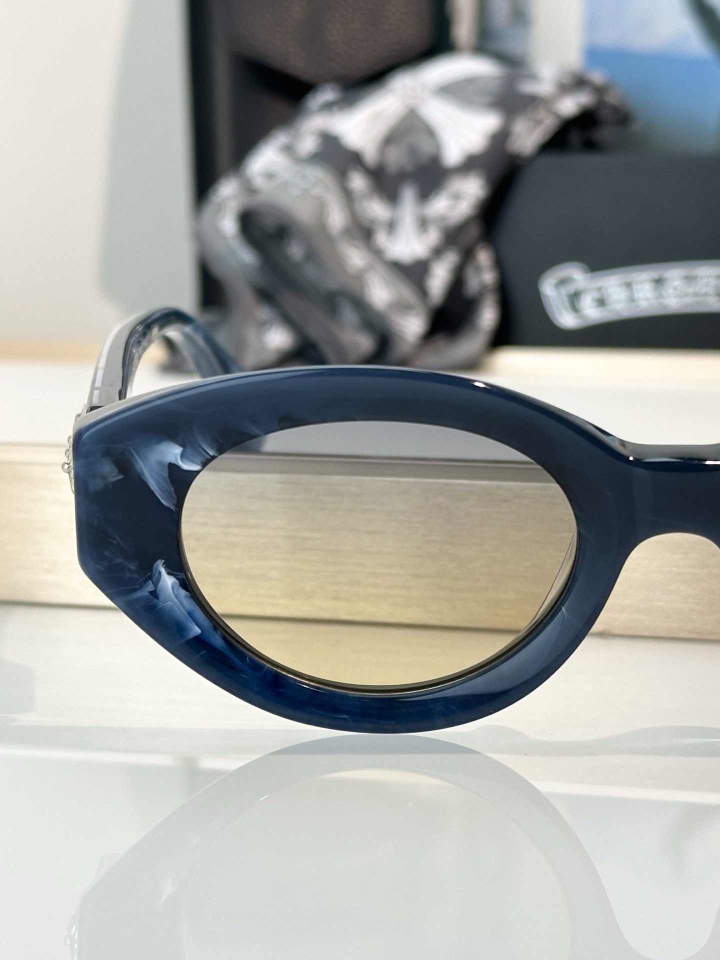 Designer Sunglasses VAJAMMIN