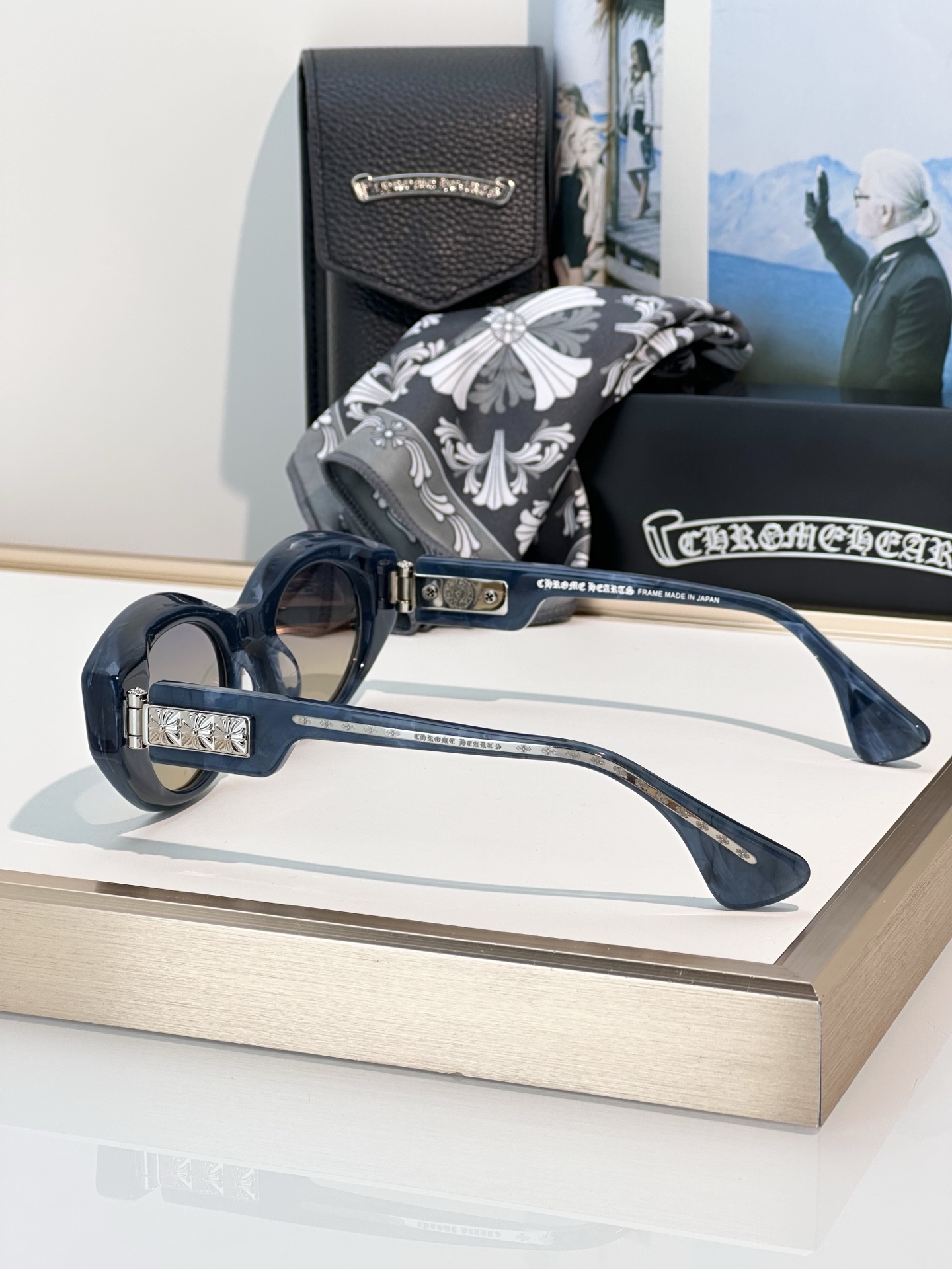 Designer Sunglasses VAJAMMIN