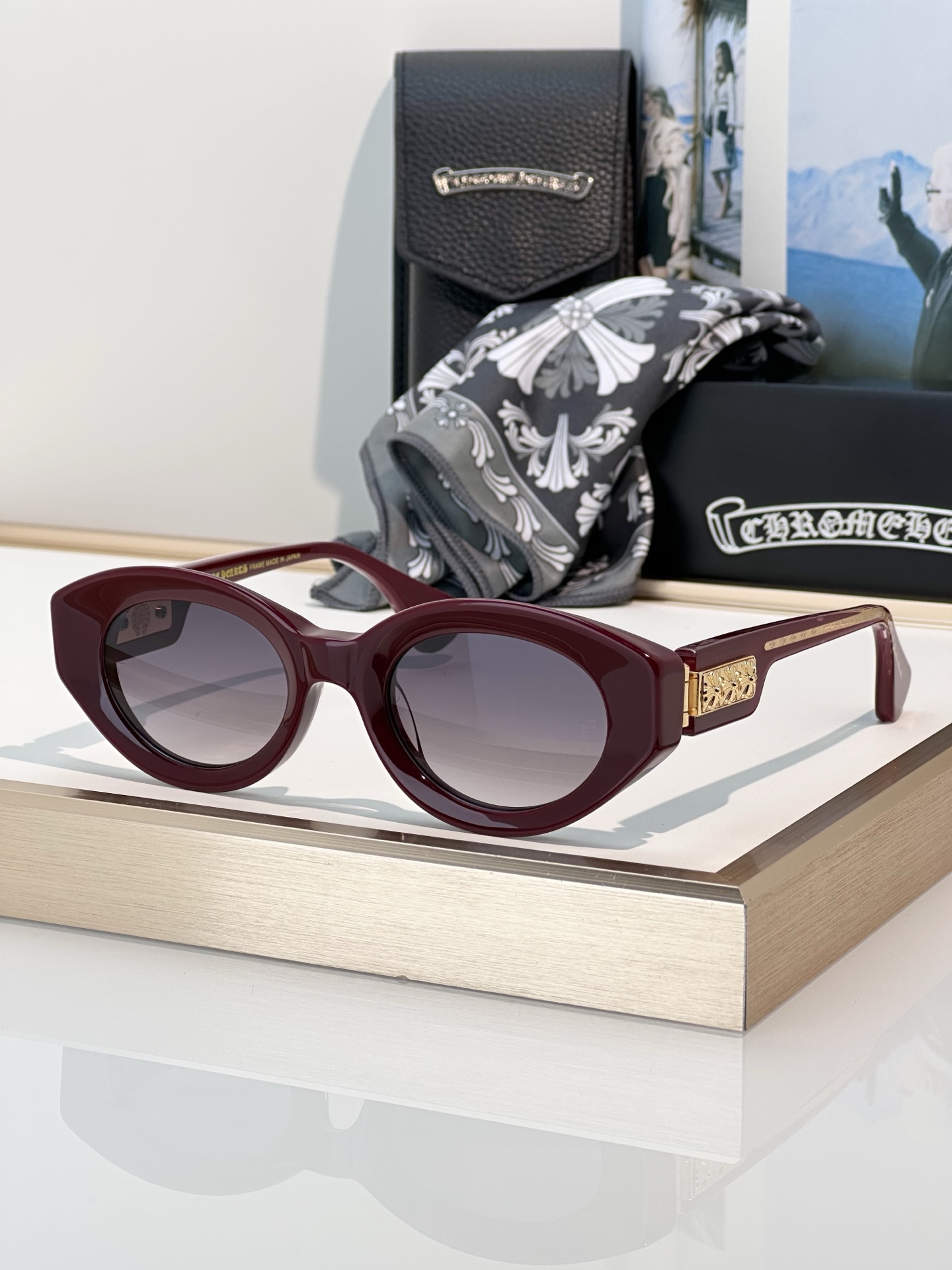 Designer Sunglasses VAJAMMIN