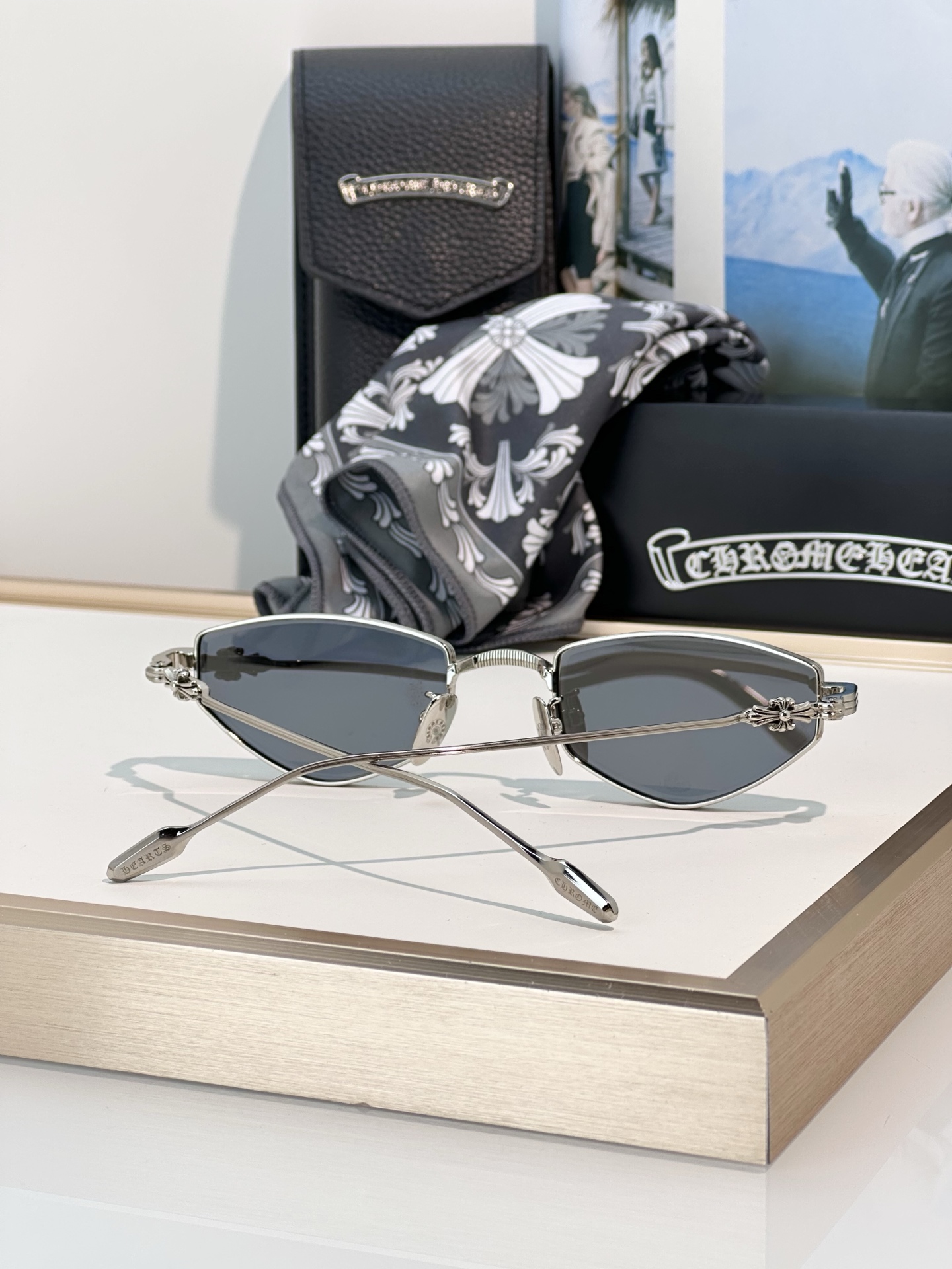 Designer Sunglasses CLITORIAL2