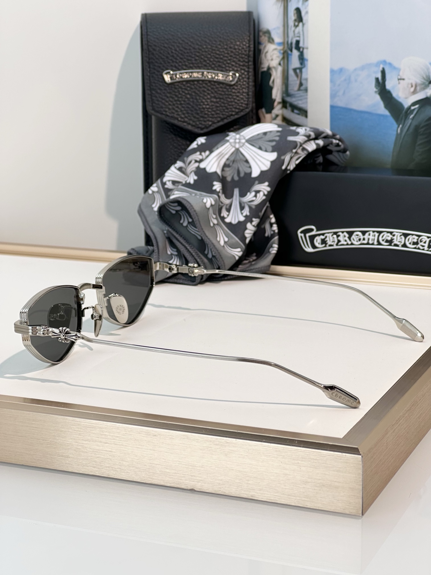 Designer Sunglasses CLITORIAL2