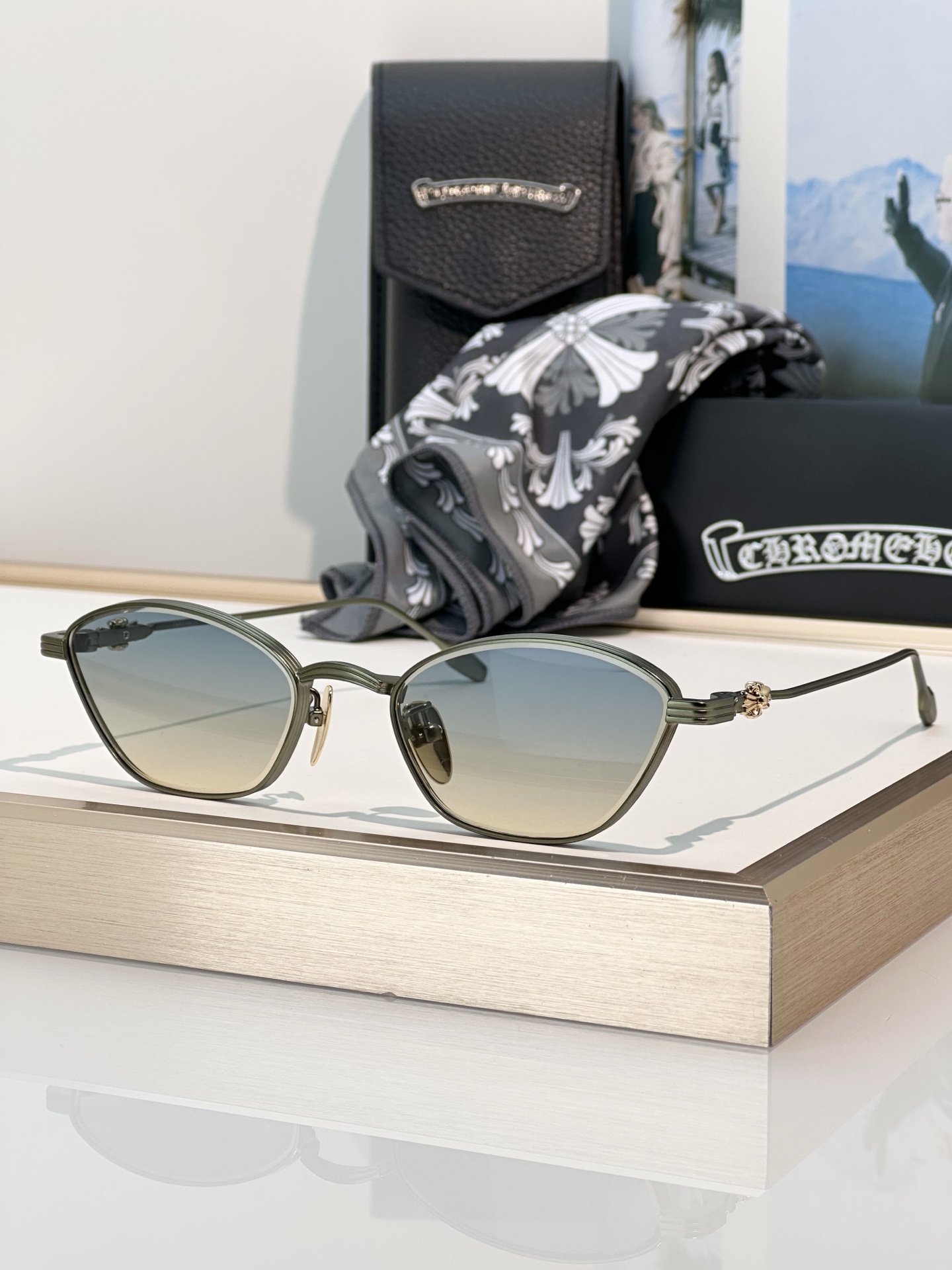 Designer Sunglasses CLITORIAL3