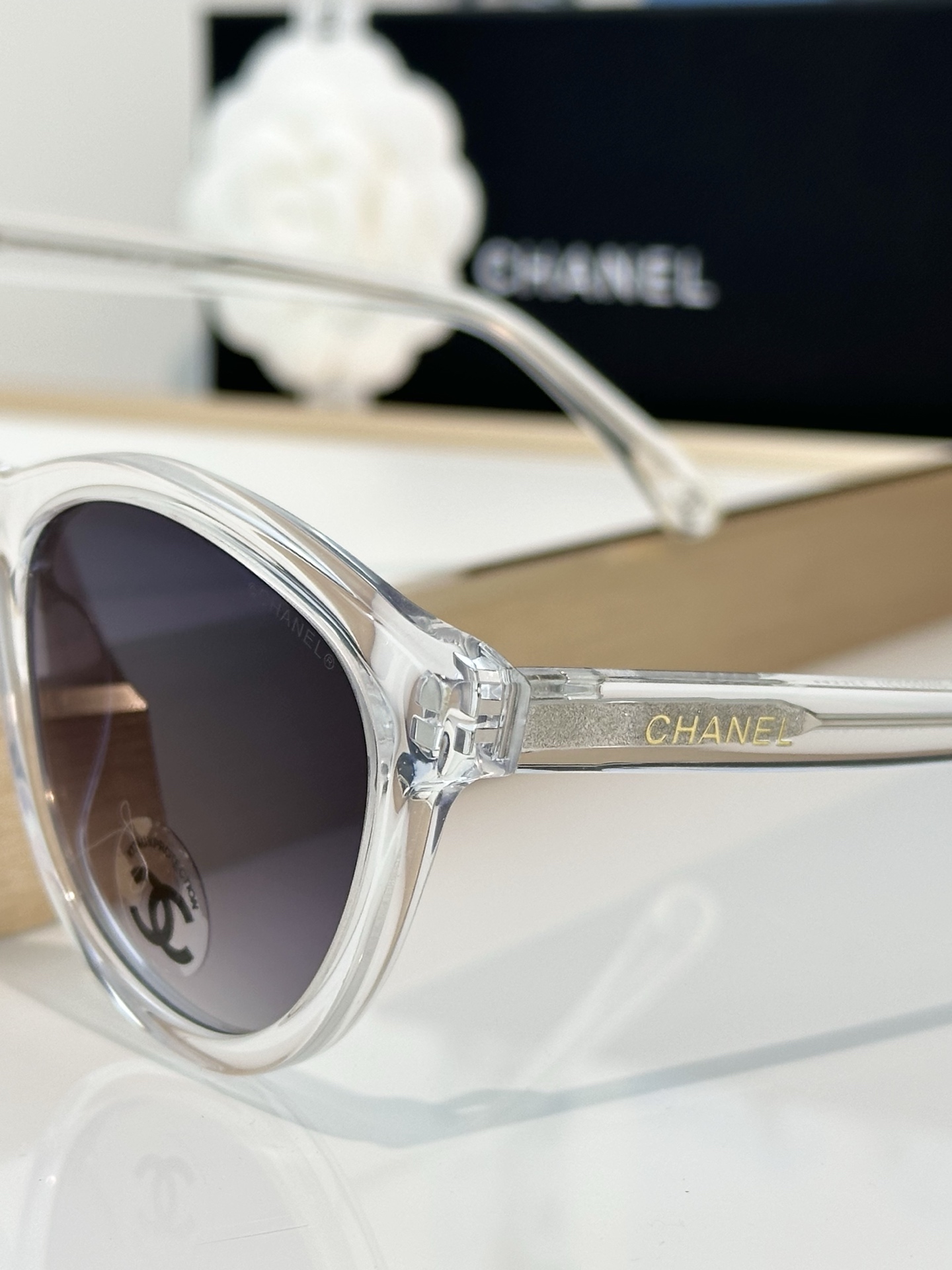 Chanel Sunglasses CH5523U