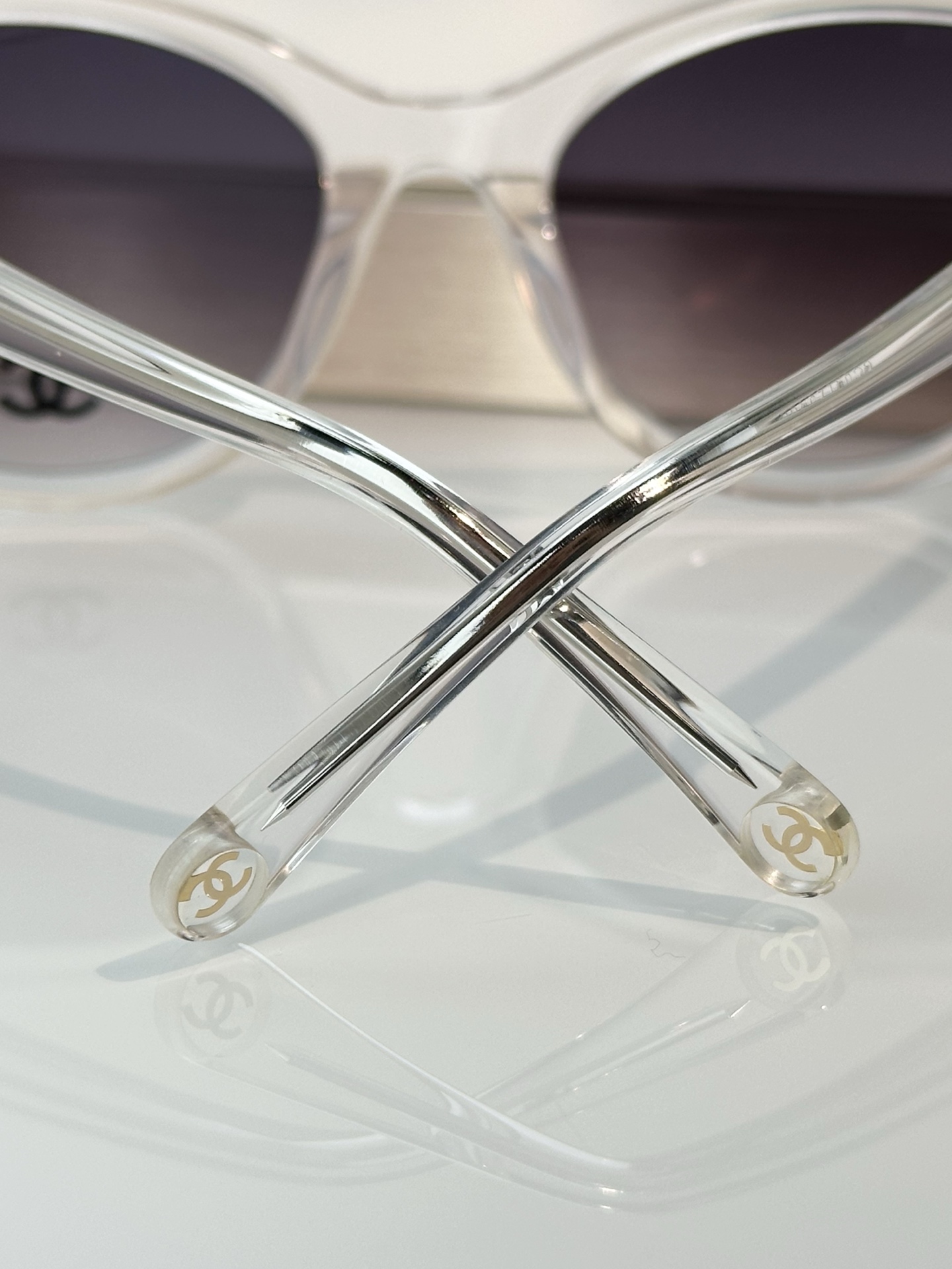 Chanel Sunglasses CH5523U