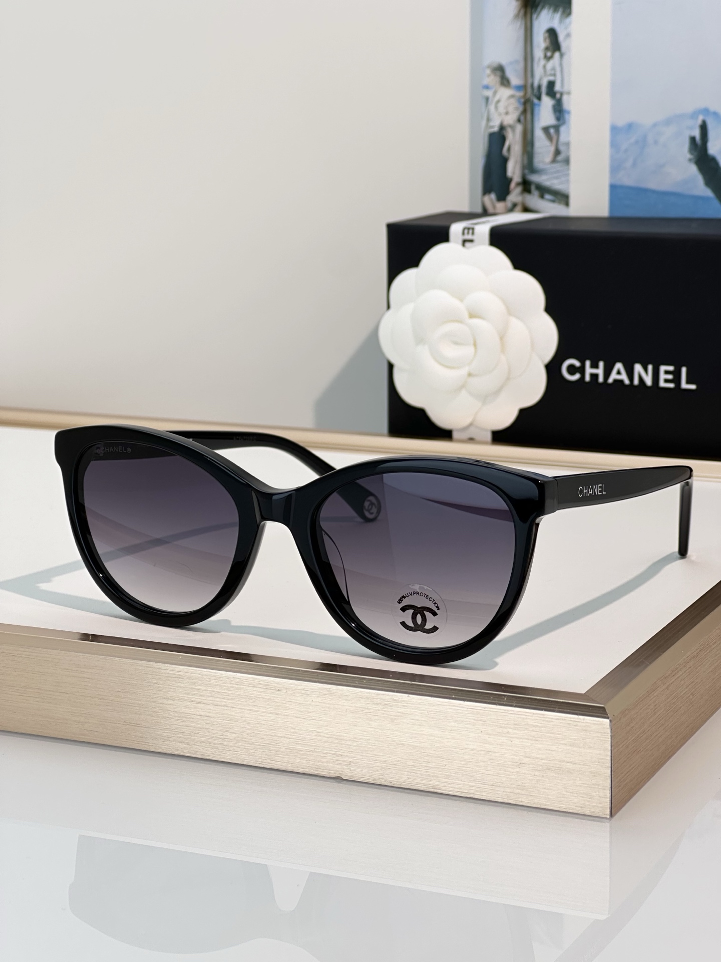 Chanel Sunglasses CH5523U