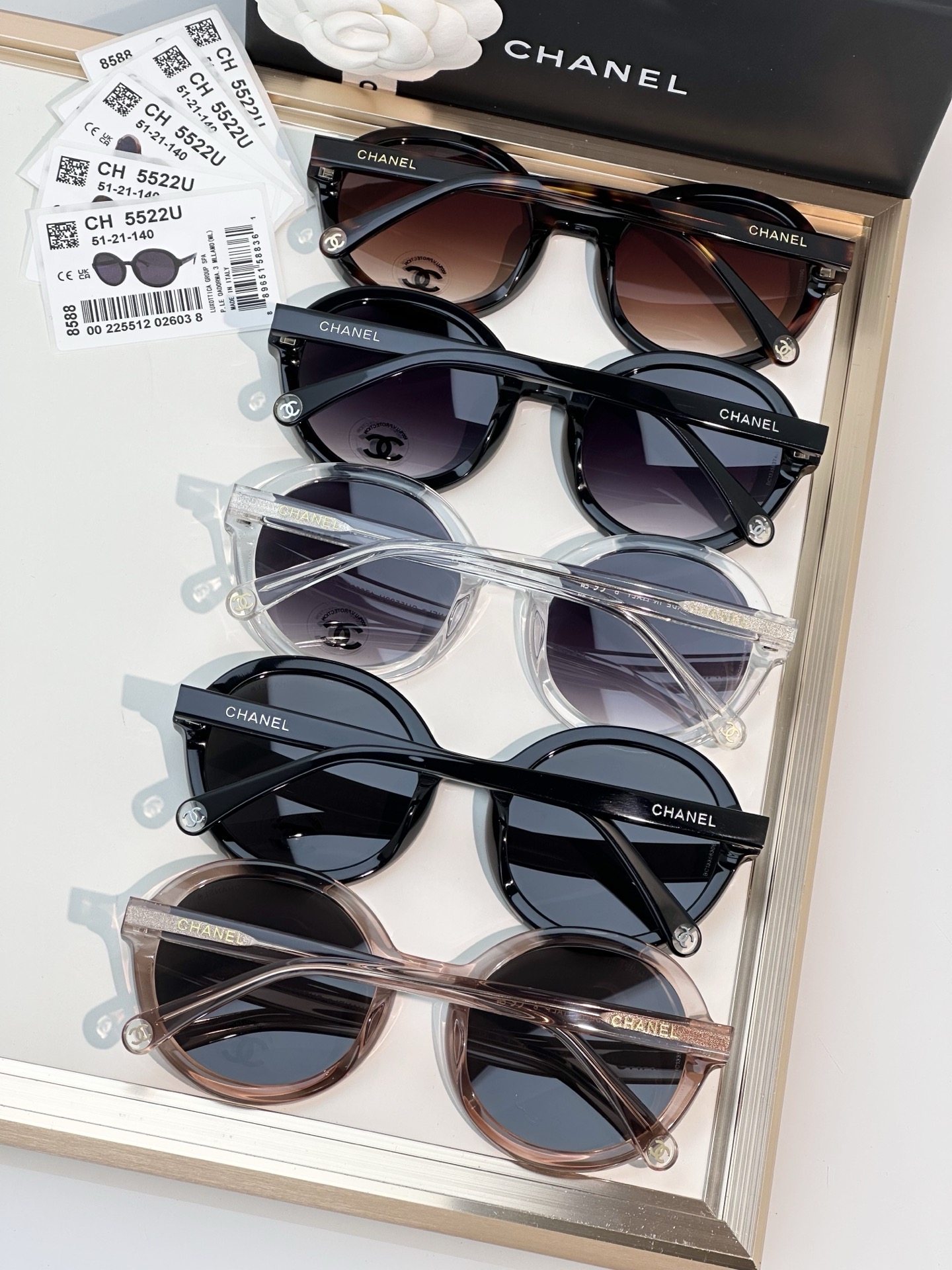 Chanel Sunglasses CH5522U